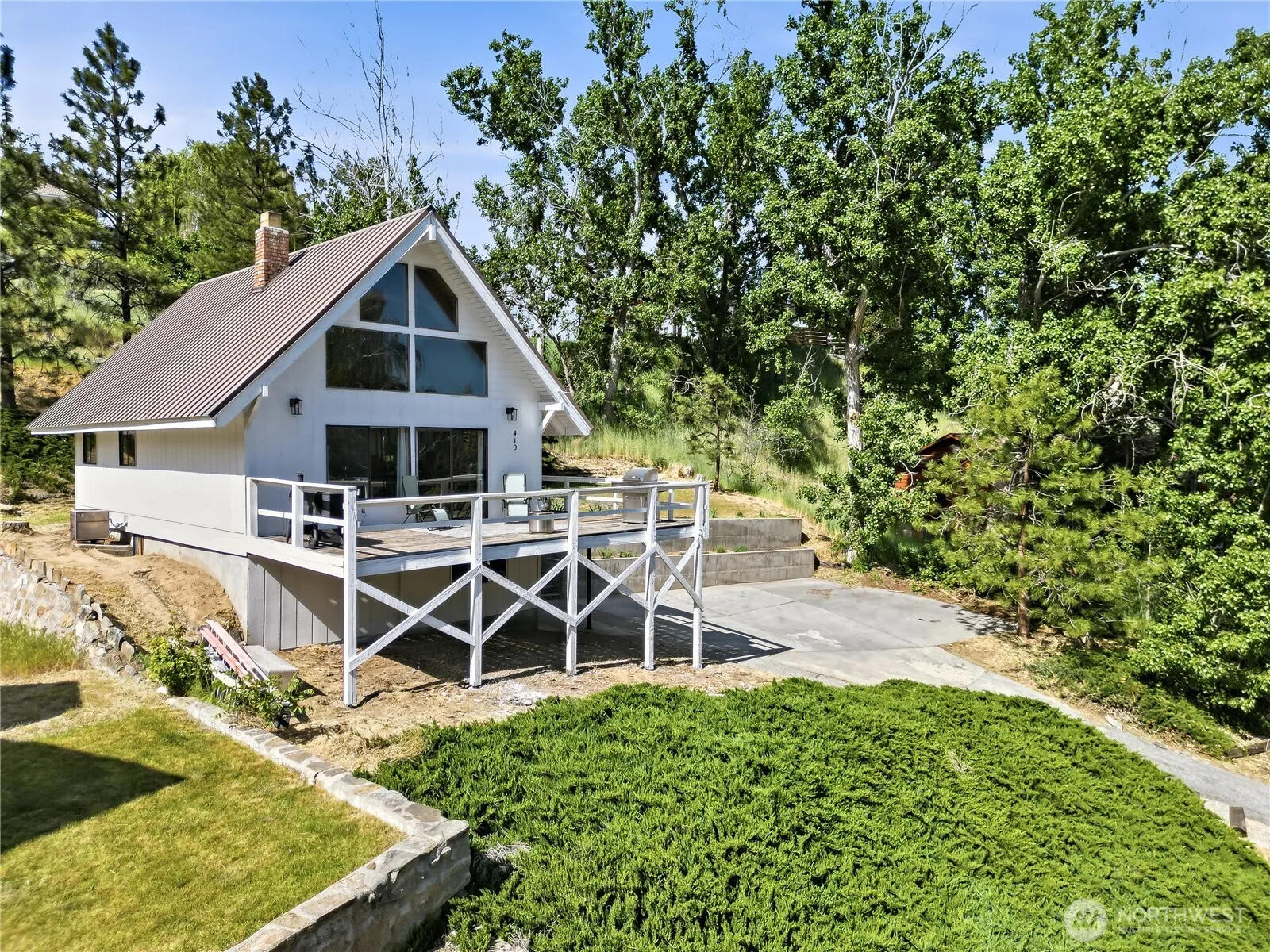 Property photo for 410 Shady Lane, Wenatchee