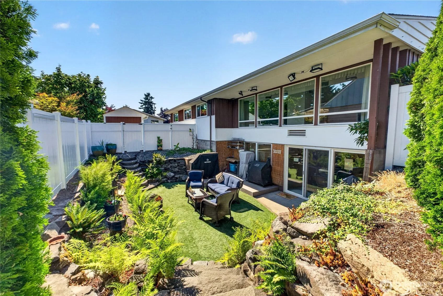 Property photo for 610 4th Street Ne, Puyallup
