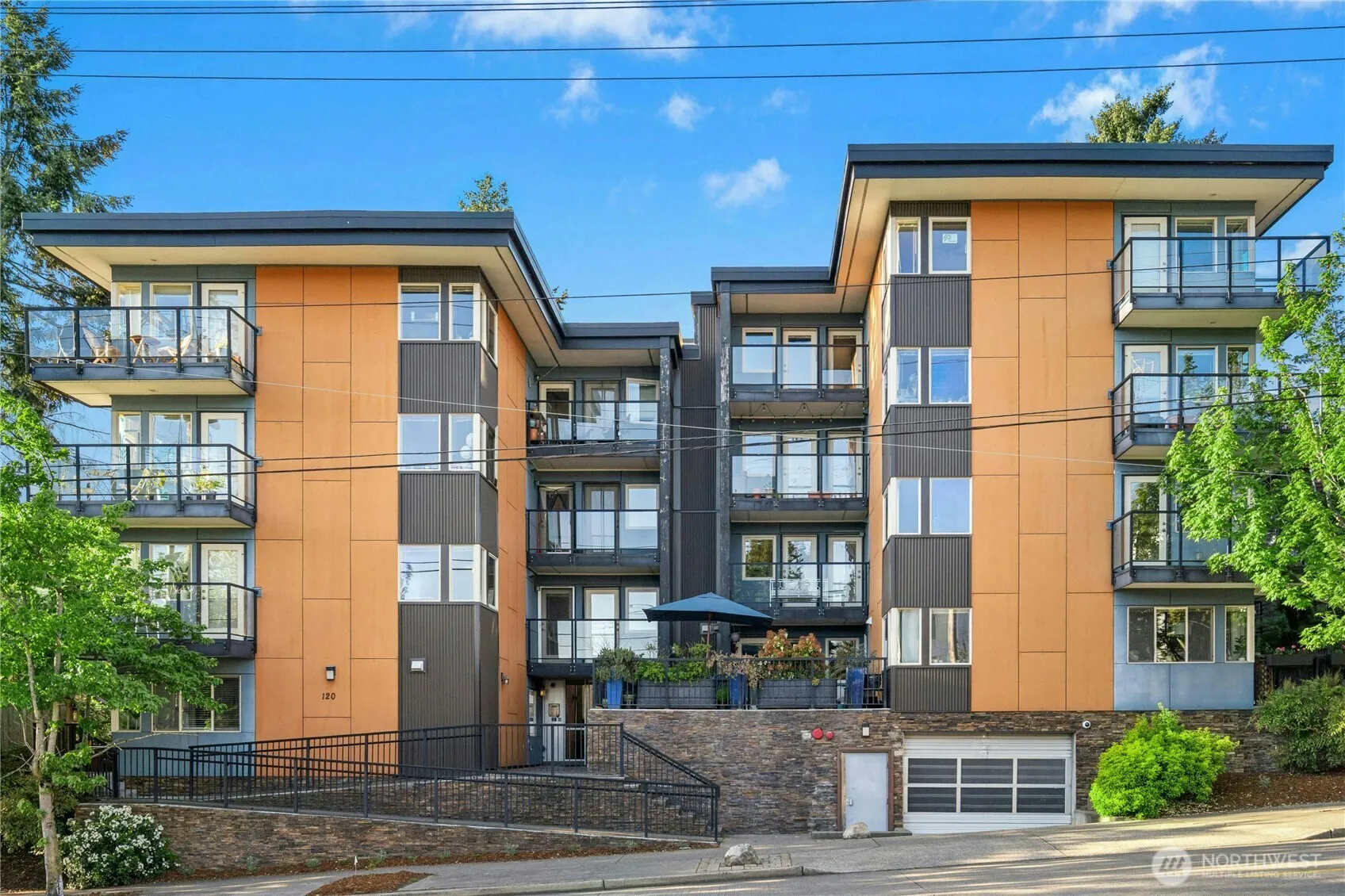 Property photo for 120 Nw 39th Street #208, Seattle
