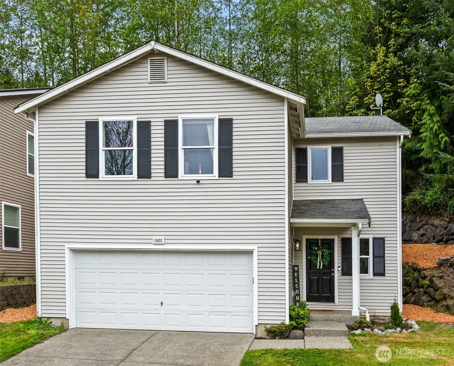 Property photo for 11632 54th Drive Se, Everett photo 2