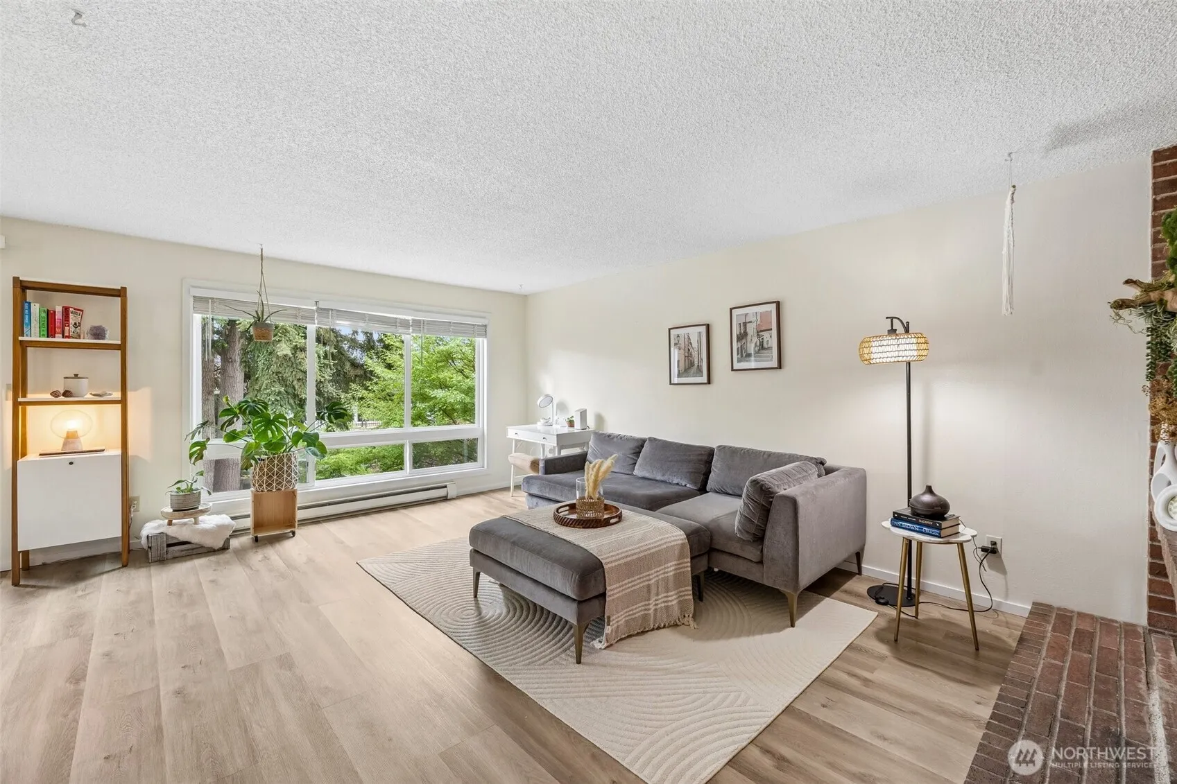Property photo for 15214 Ne 8th Street #g27, Bellevue photo 2