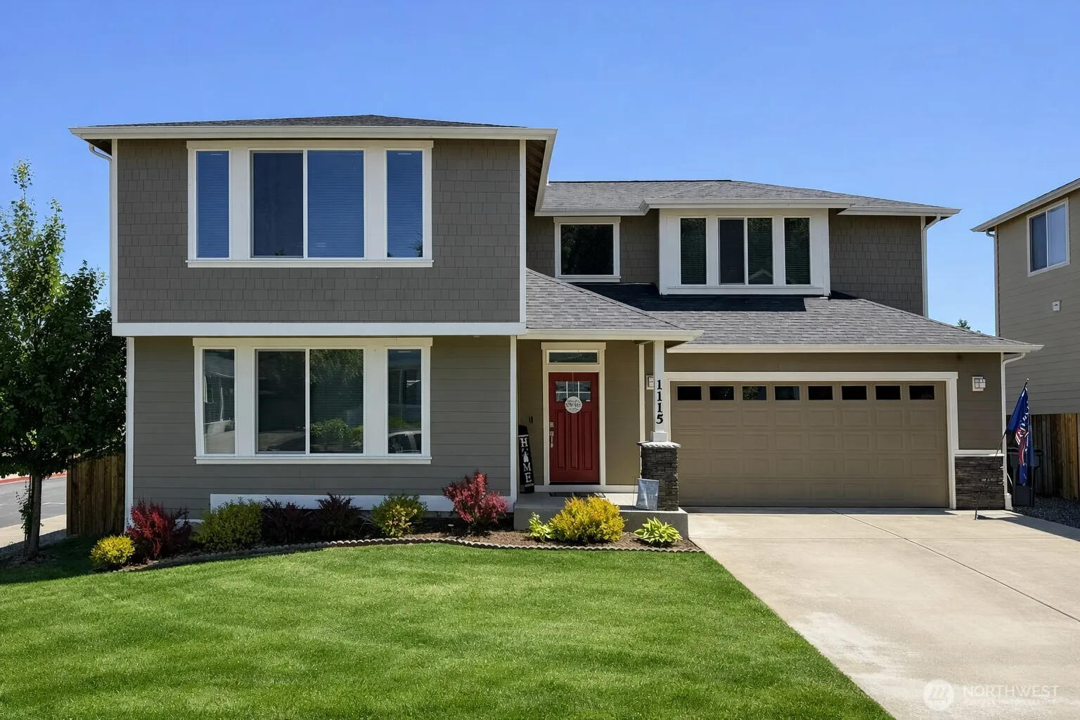 Property photo for 1115 Ne Sockeye Court, Bremerton