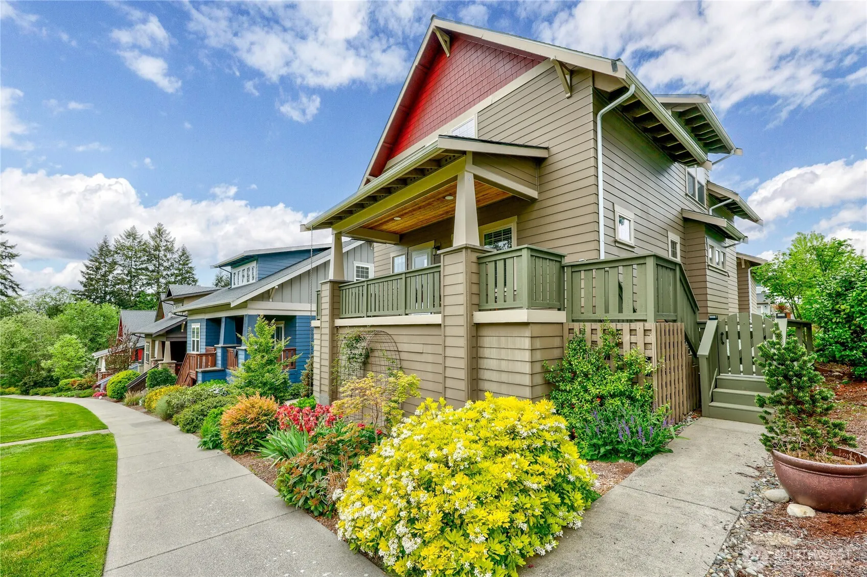 Property photo for 1720 Ne Nutkana Way, Poulsbo