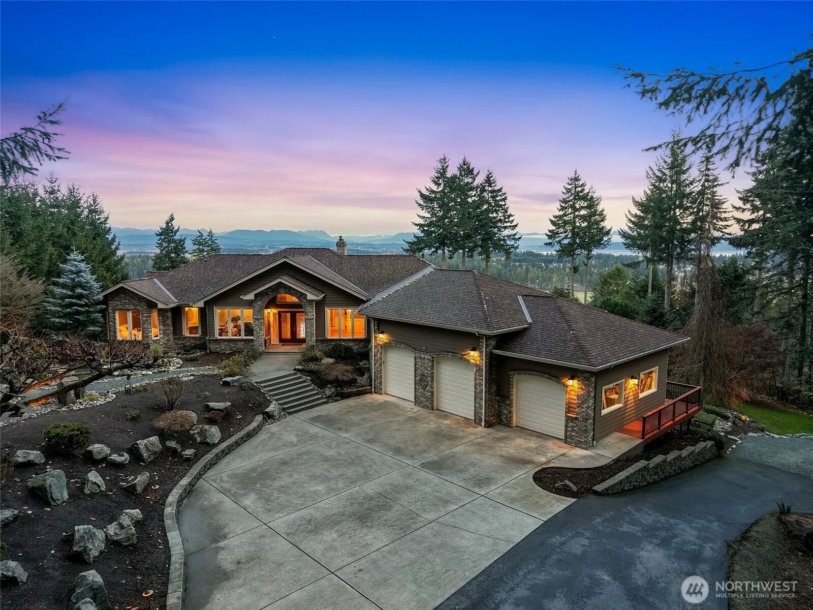Property photo for 514 Wayne's Ridge Circle, Camano Island