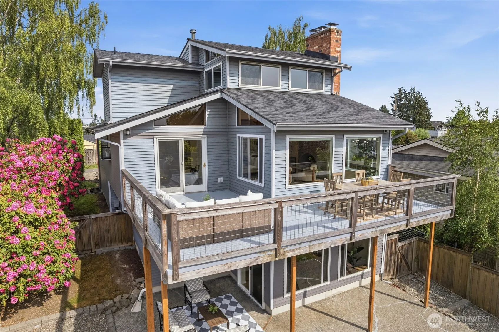 Property photo for 4019 52nd Place Sw, Seattle, WA 98116