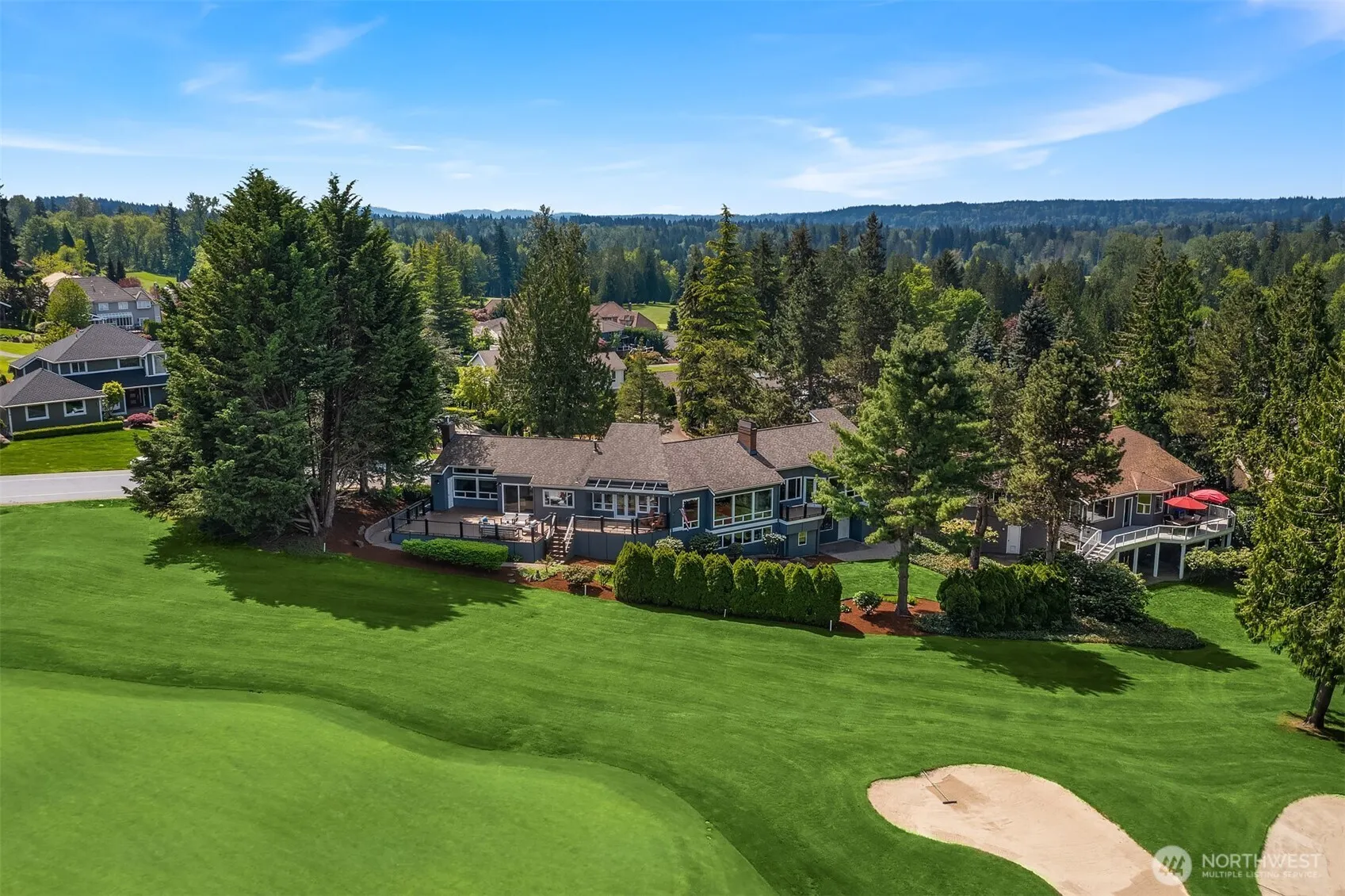 Property photo for 20724 Ne 142nd Street, Woodinville photo 2