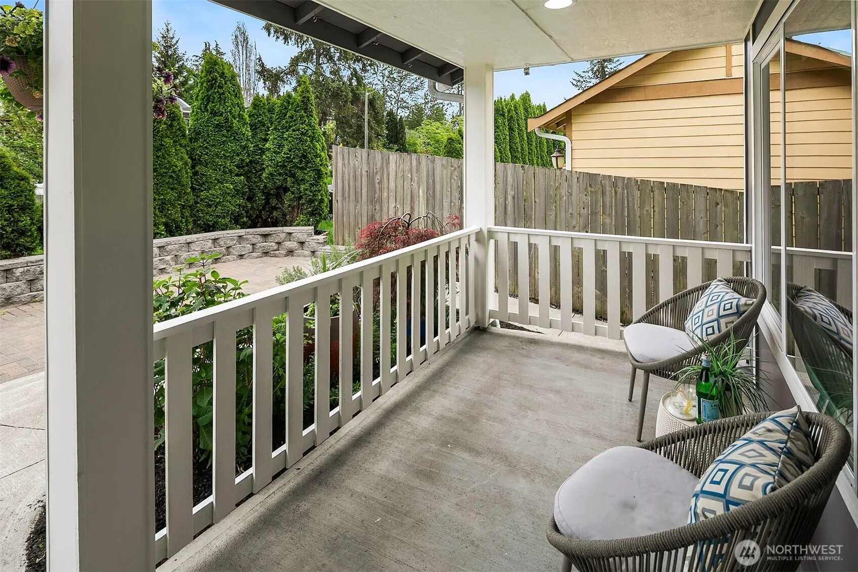 Property photo for 4801 25th Avenue Sw, Seattle photo 5
