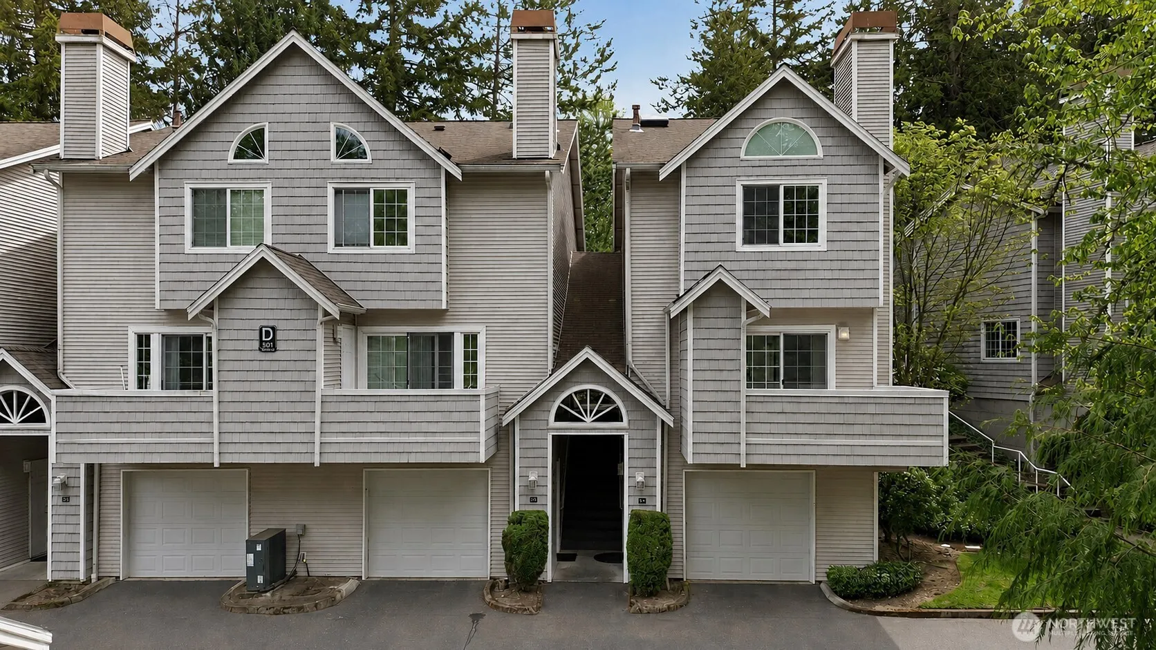 Property photo for 601 12th Avenue Nw #d4, Issaquah photo 2