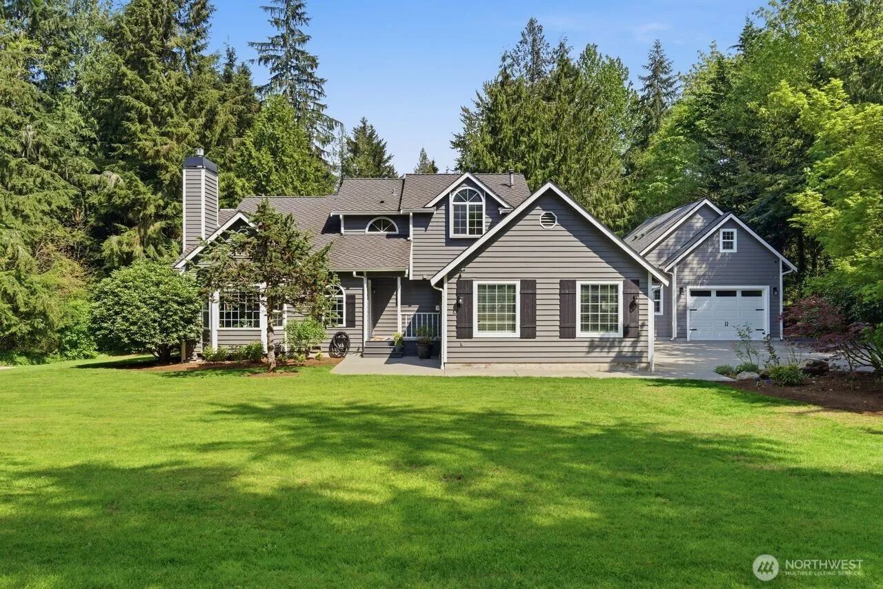 Property photo for 22830 262nd Avenue Se, Maple Valley photo 2