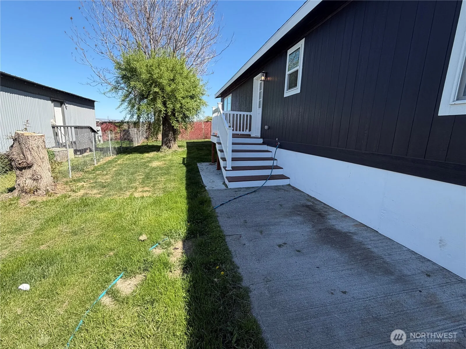 Property photo for 402 Maple Avenue #10, Sunnyside photo 2
