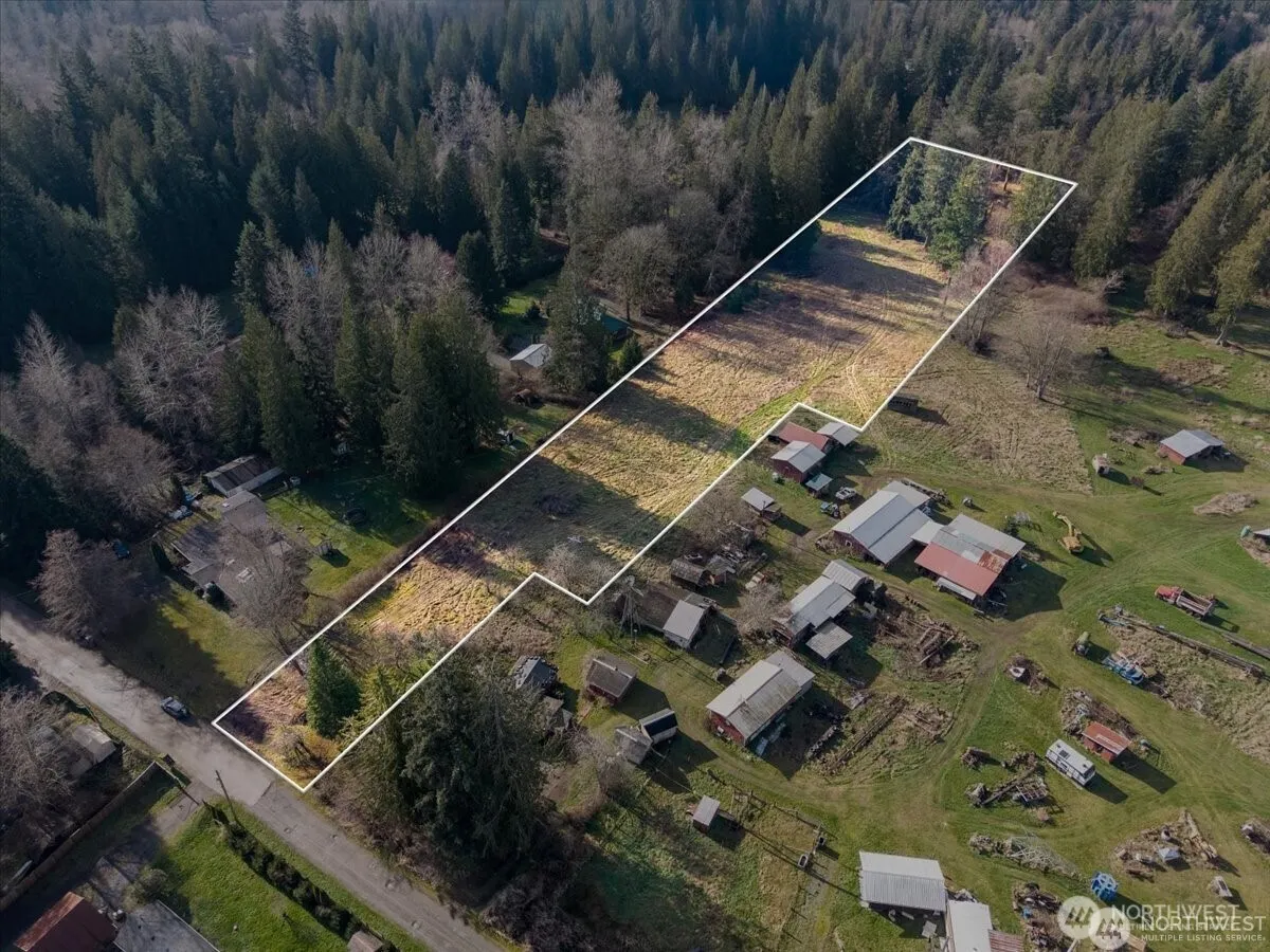 Property photo for 11212 87th Avenue Ne, Marysville photo 2
