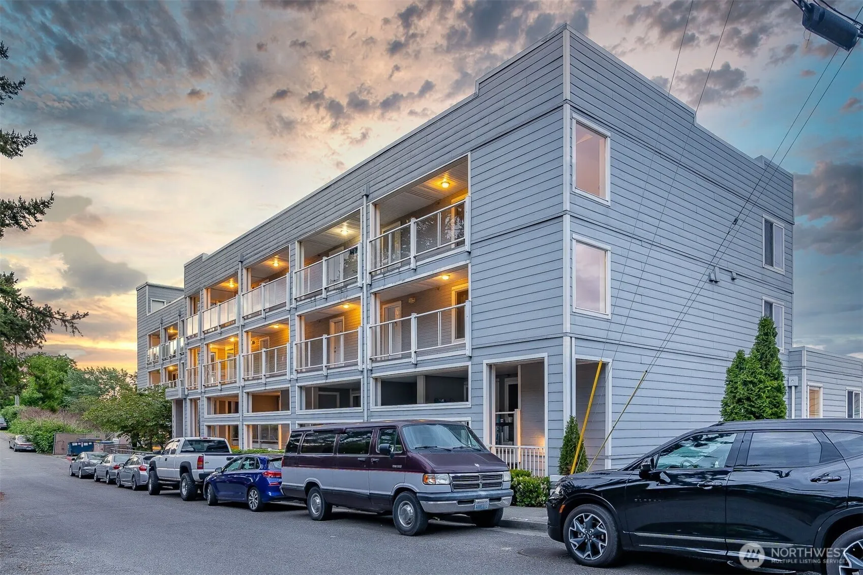 Property photo for 3318 30th Avenue Sw #b409, Seattle
