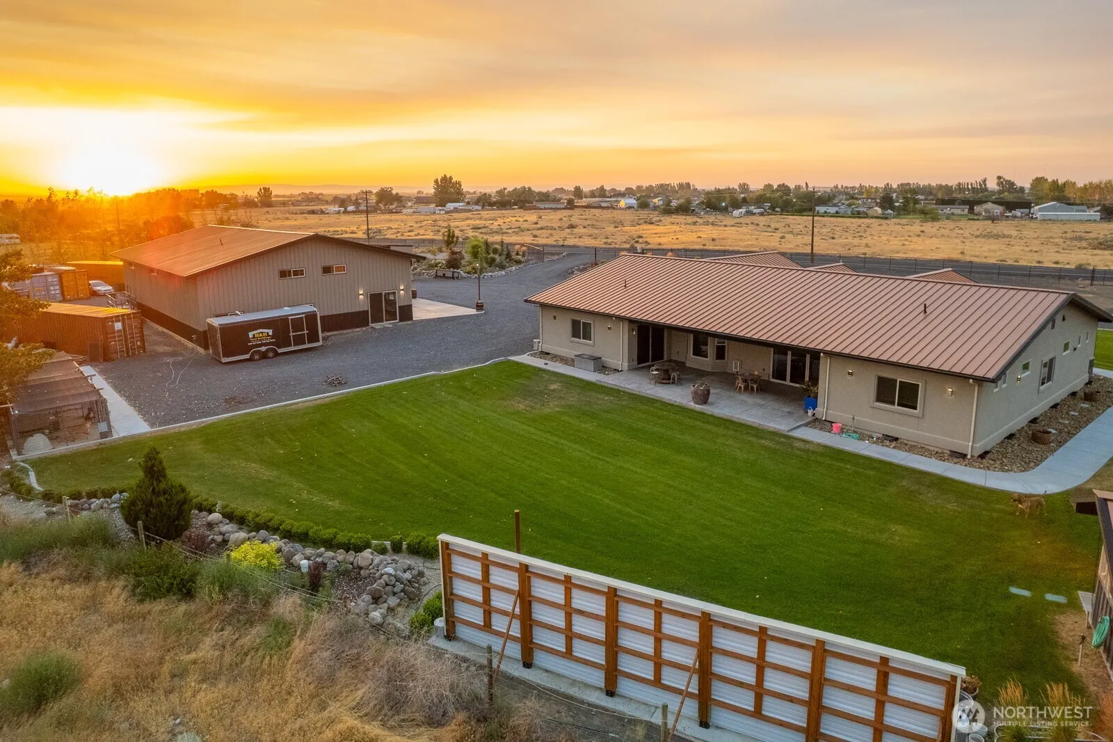 Property photo for 3962 Road F Ne, Moses Lake photo 2