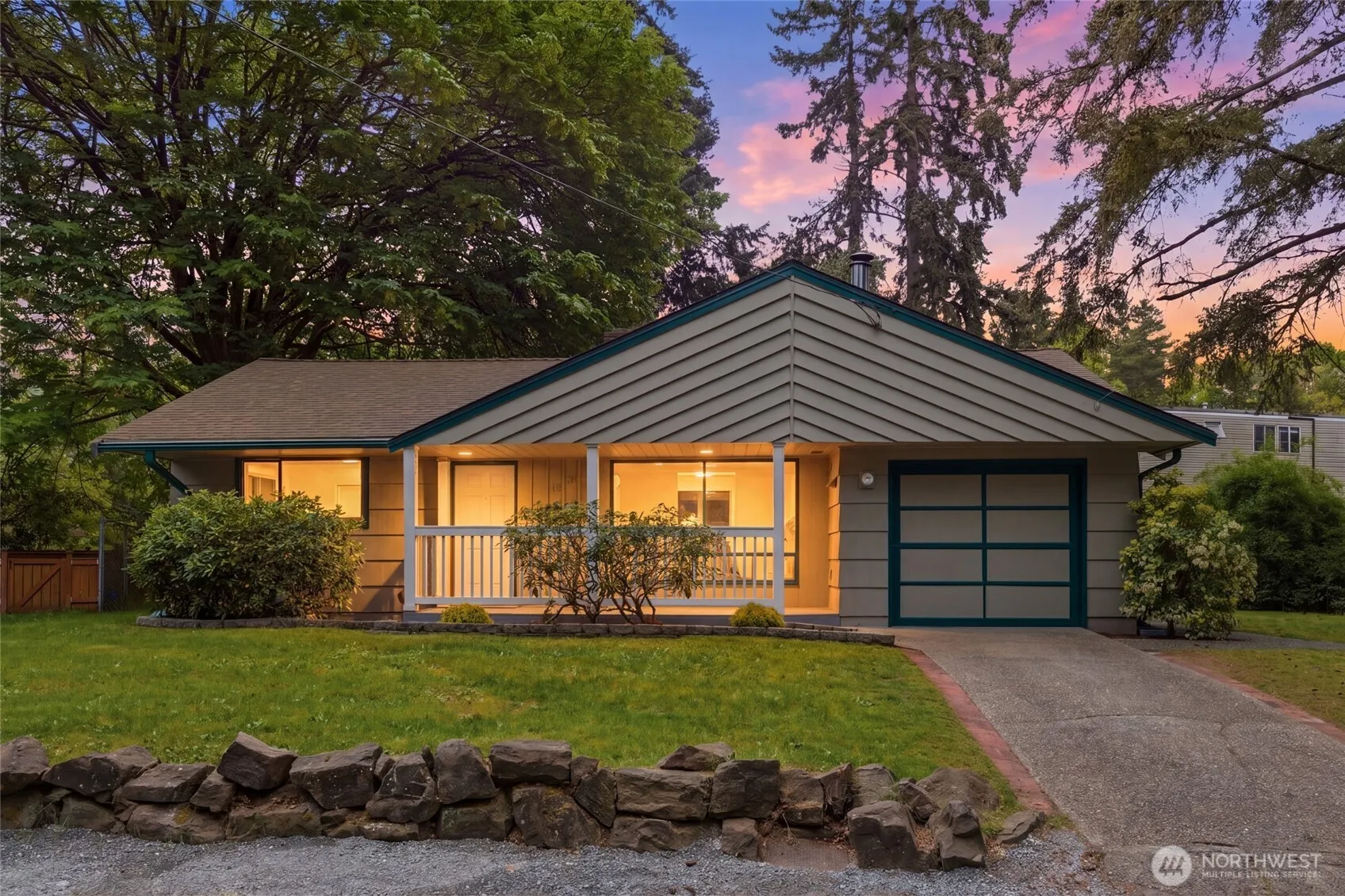 Property photo for 1013 Ne 126th Street, Seattle, WA 98125