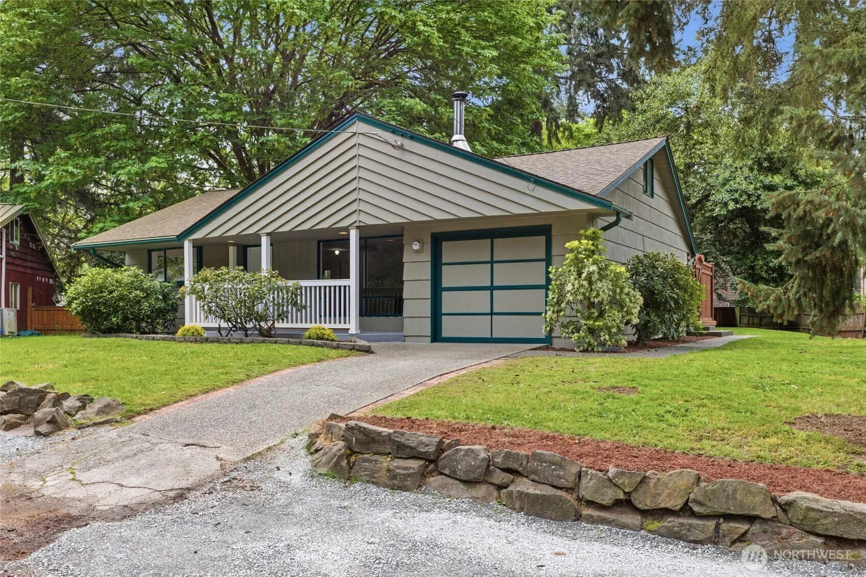 Property photo for 1013 Ne 126th Street, Seattle photo 3