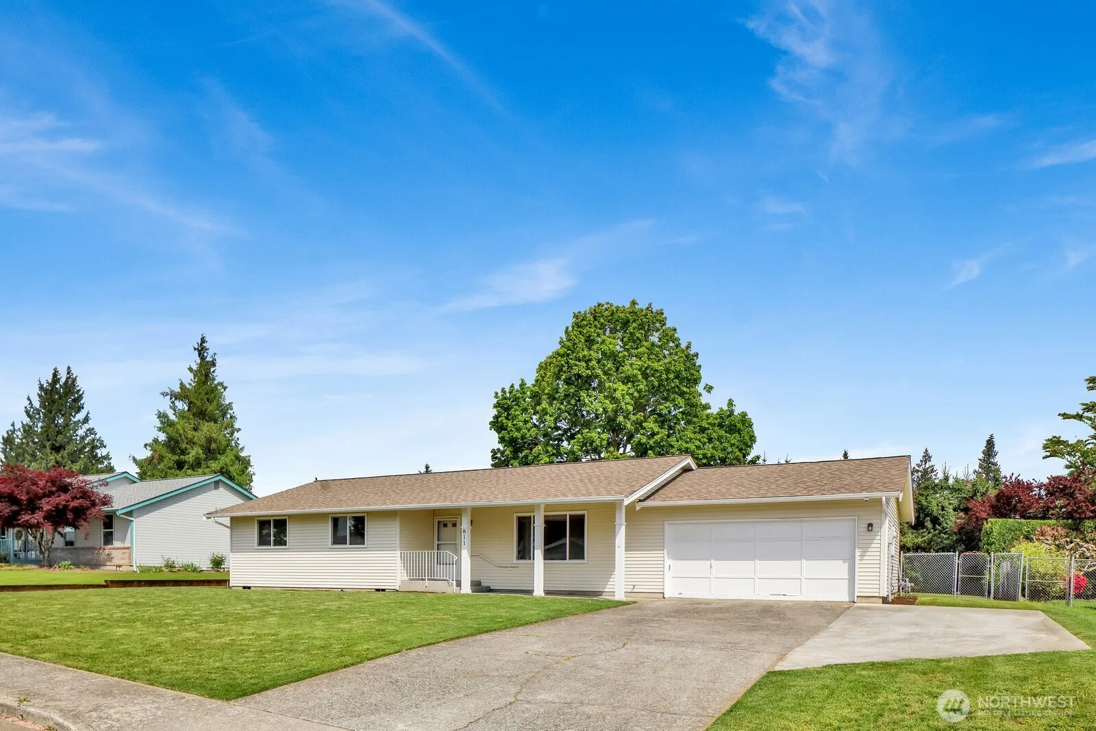 Property photo for 811 Vine Cir, Lynden