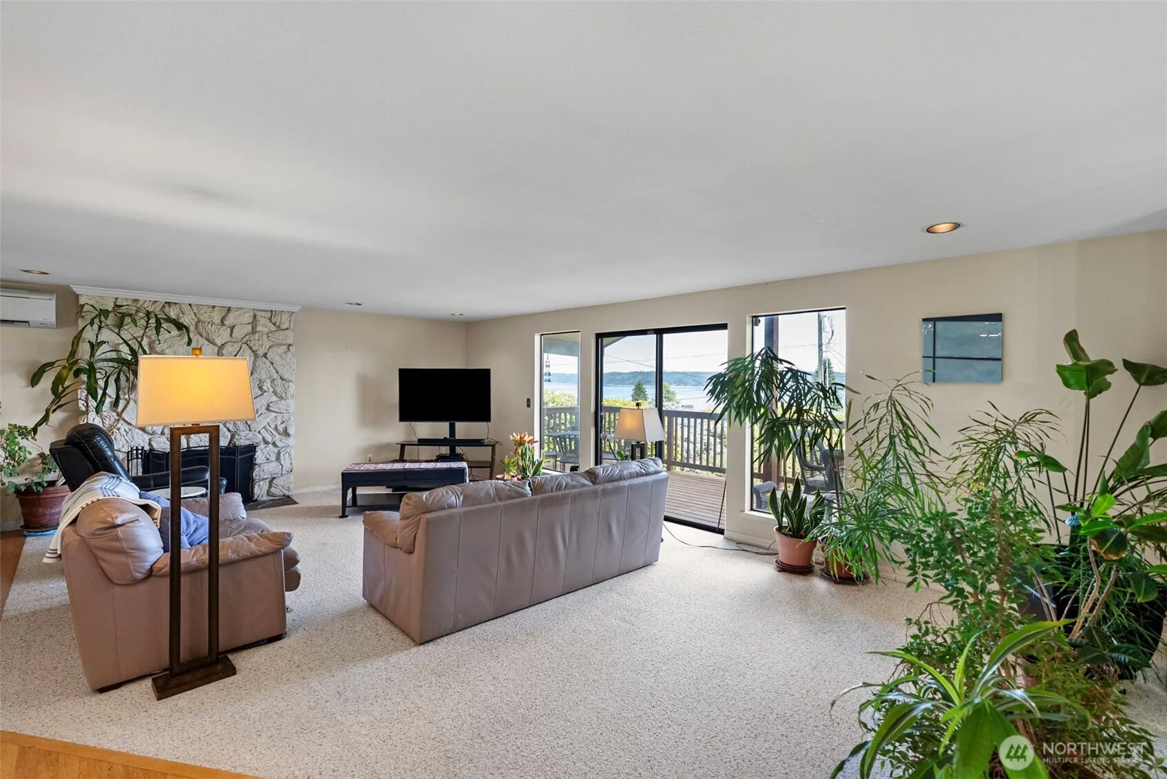 Property photo for 6802 Rainier Avenue, Gig Harbor photo 4