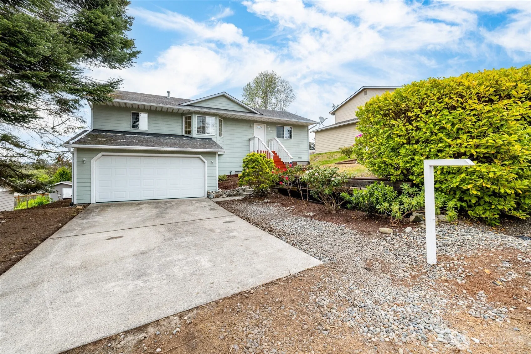 Property photo for 660 Cranberry Drive, Oak Harbor photo 3