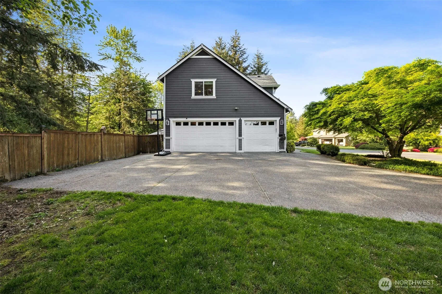 Property photo for 19010 5th Street E, Lake Tapps photo 3