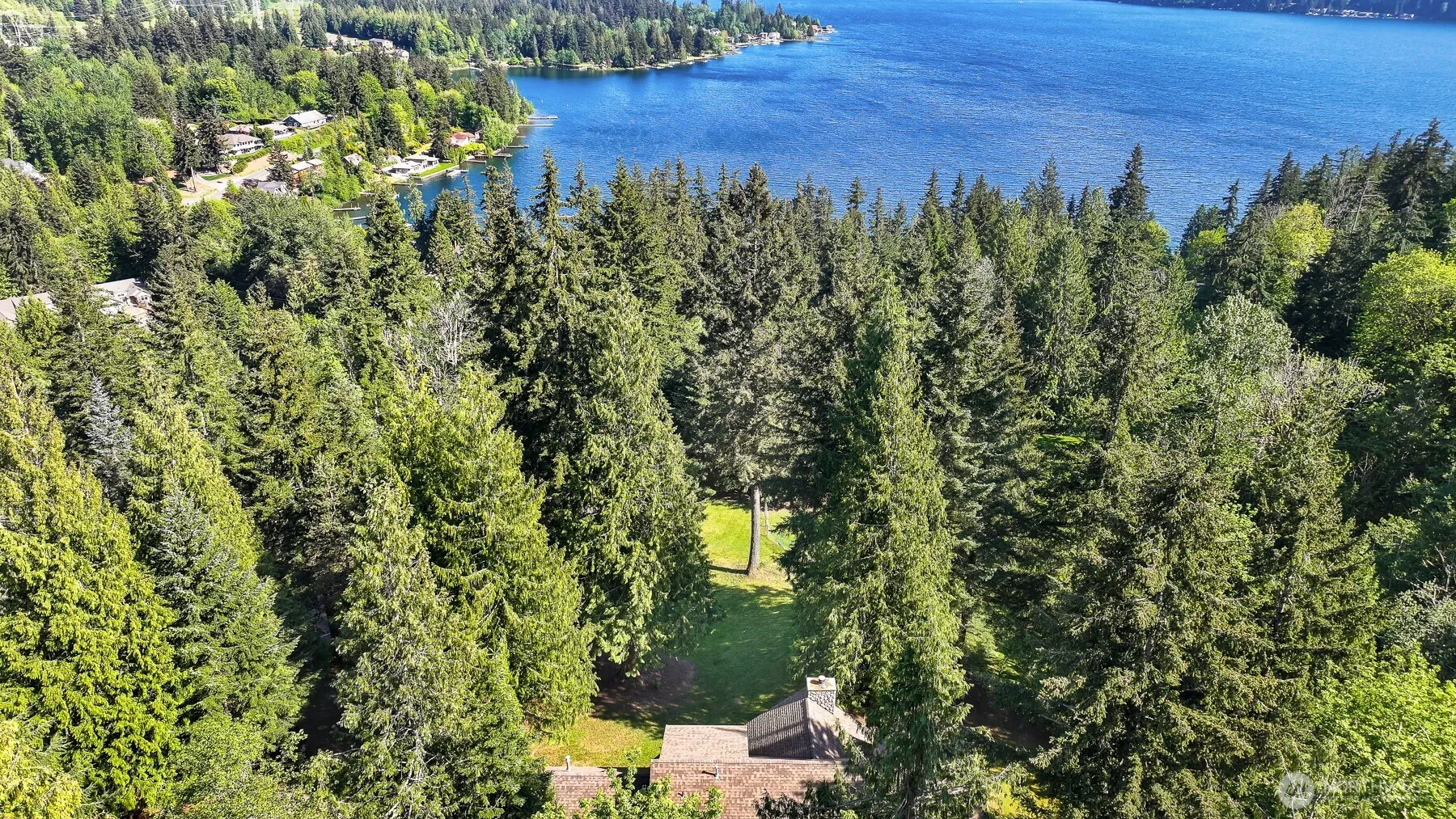 Property photo for 3337 Agate Heights Rd, Bellingham photo 4