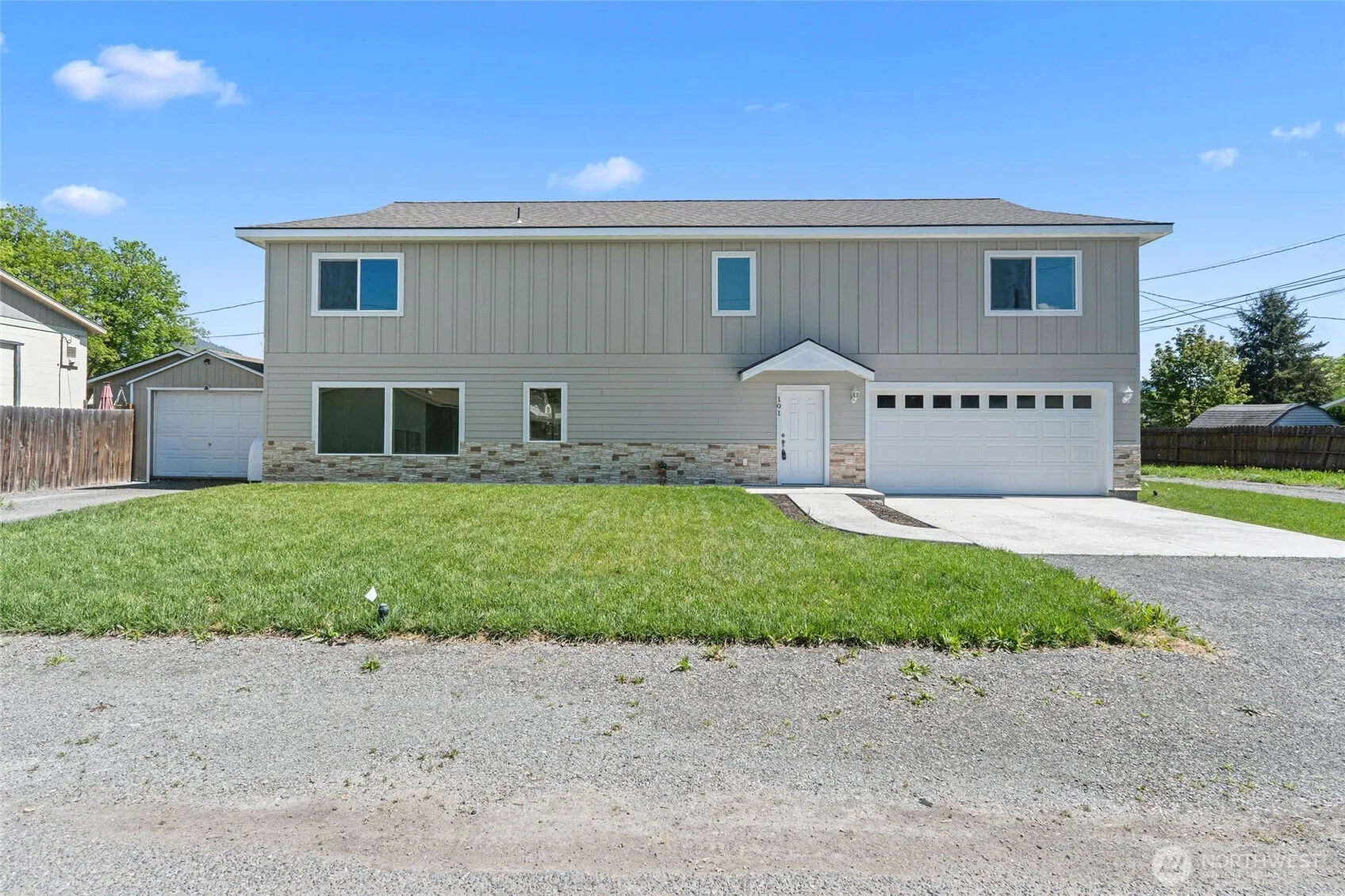 Property photo for 915 W Main / 101 S West St, Chewelah photo 5