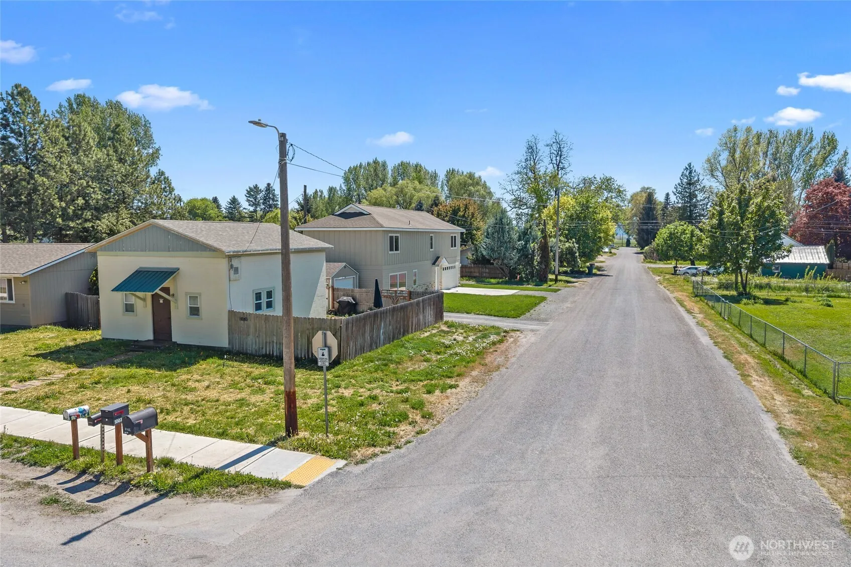 Property photo for 915 W Main / 101 S West St, Chewelah photo 3