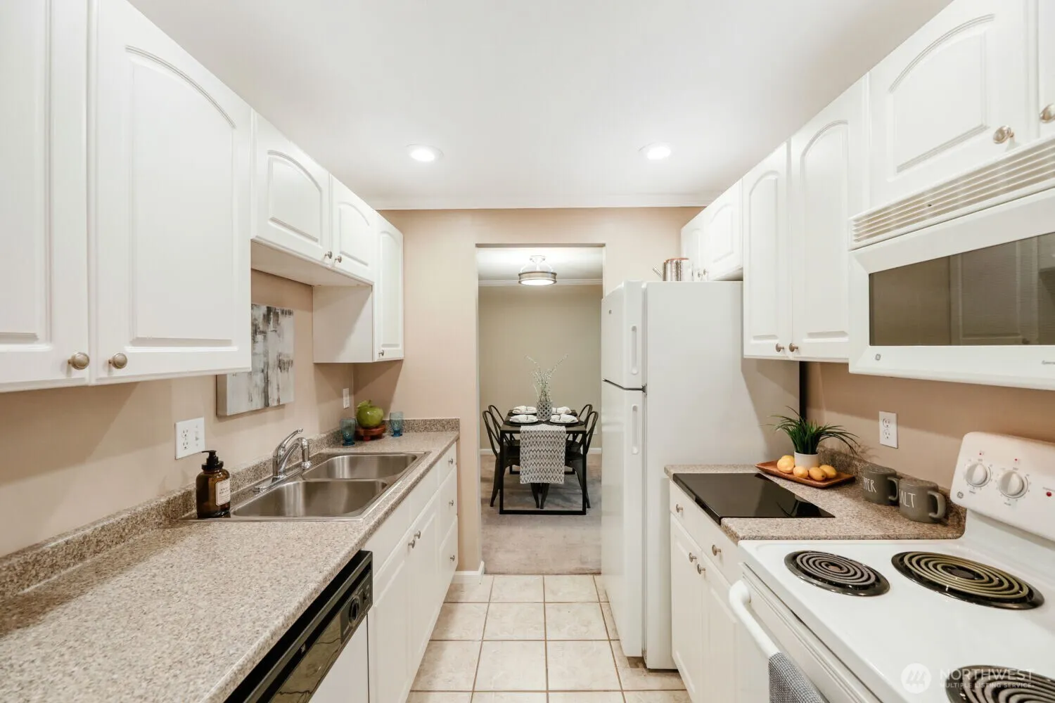 Property photo for 9900 Ne 124th Street #1306, Kirkland photo 4