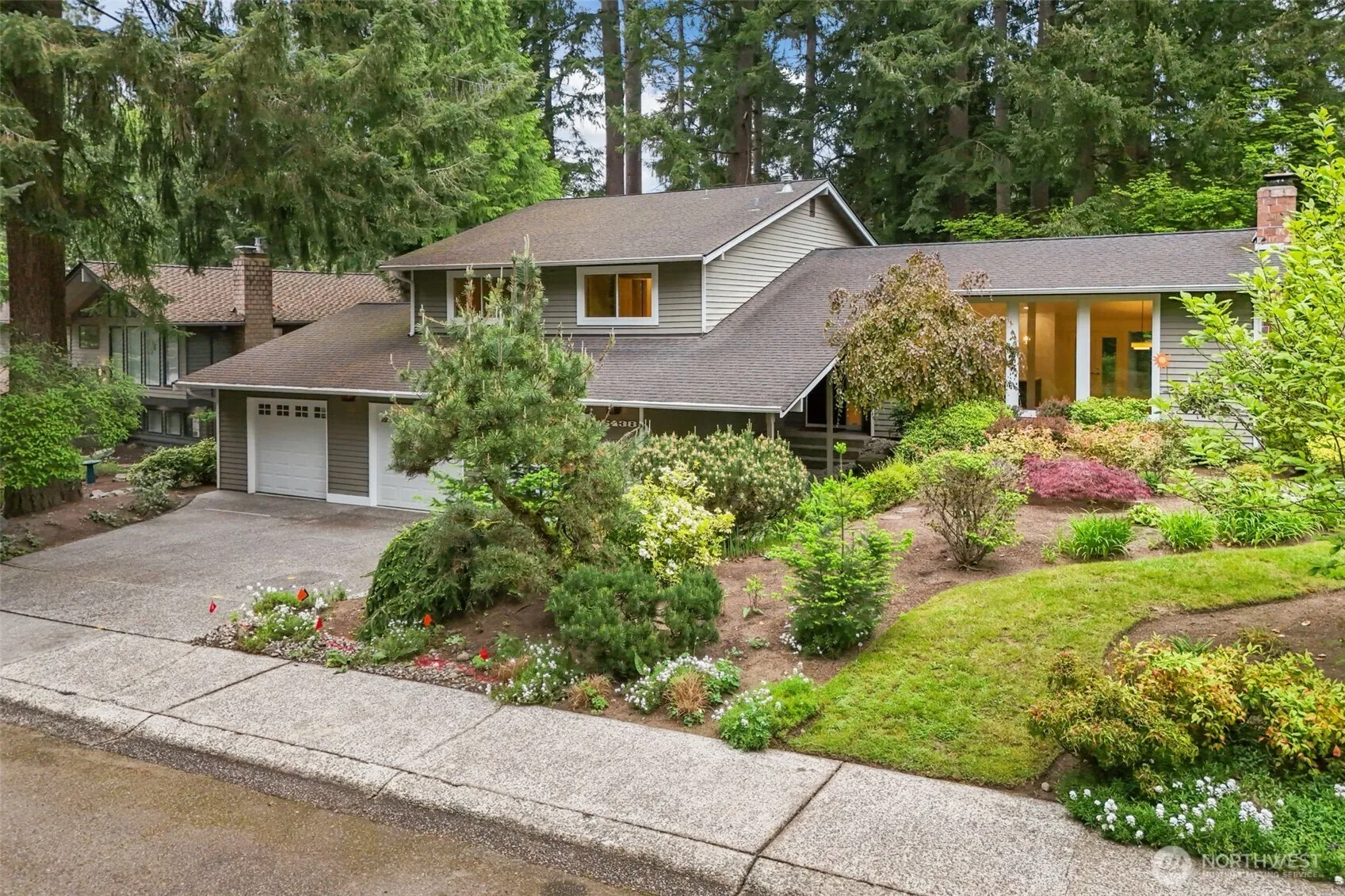Property photo for 16438 Se 22nd Street, Bellevue
