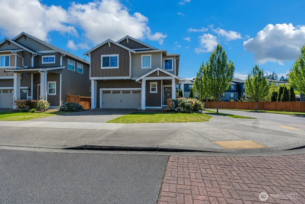 Property photo for 8905 Corona Street Ne, Lacey photo 2