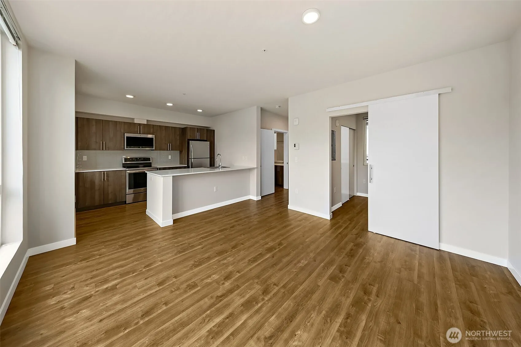 Property photo for 121 12th Avenue E #409, Seattle photo 4
