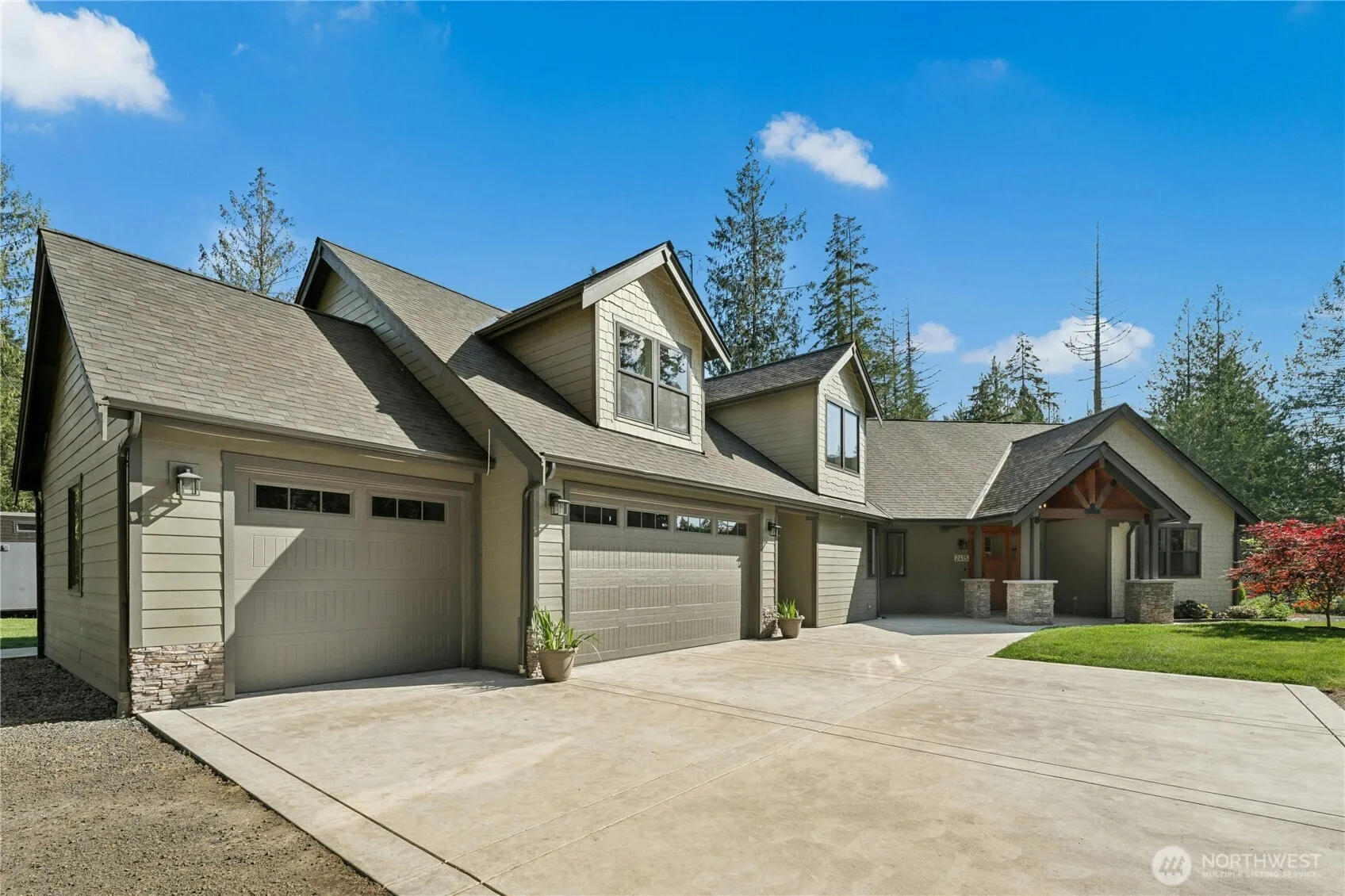 Property photo for 2415 44th Avenue Nw, Olympia