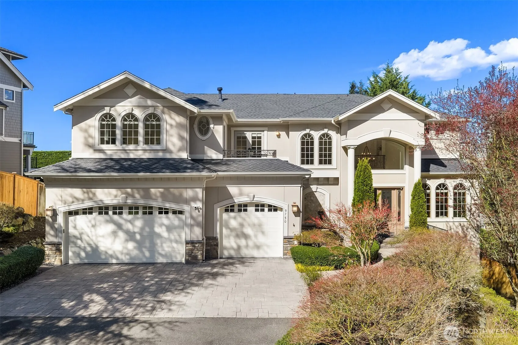 Property photo for 9750 Se 5th Street, Bellevue photo 2