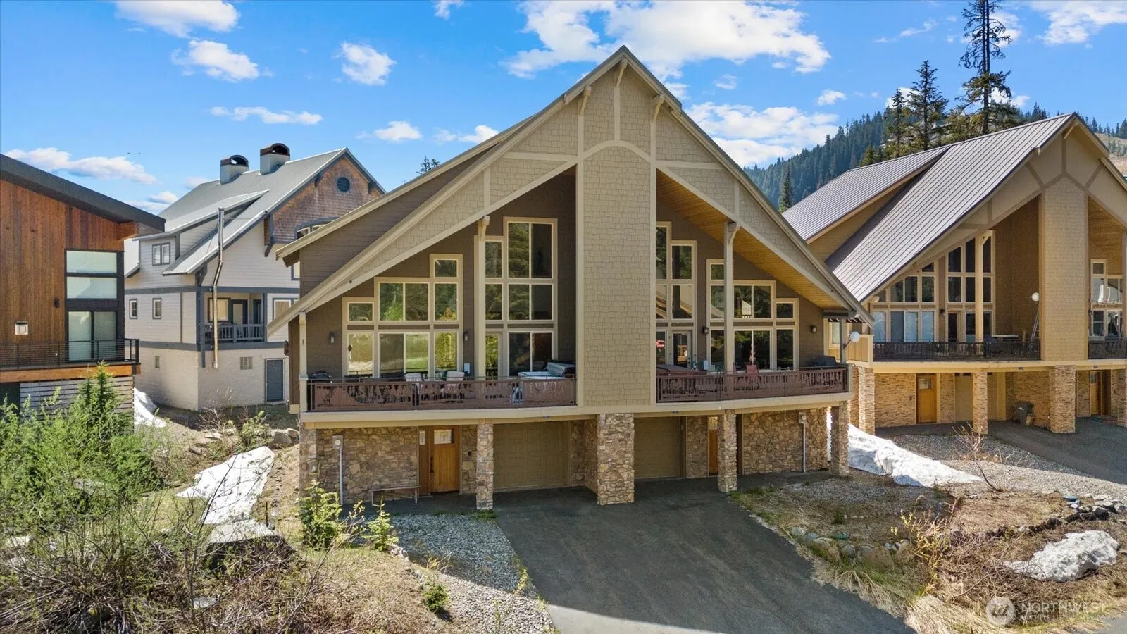 Property photo for 1 Kendall Peak Way, Snoqualmie Pass