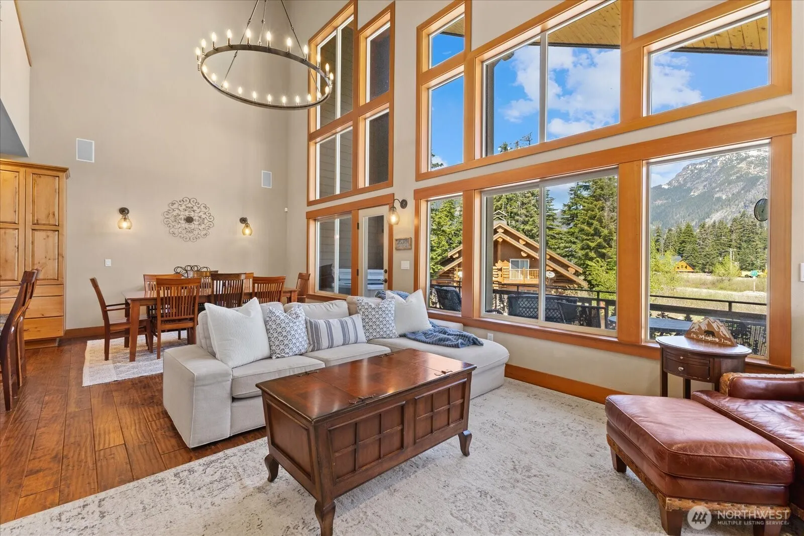 Property photo for 1 Kendall Peak Way, Snoqualmie Pass photo 4