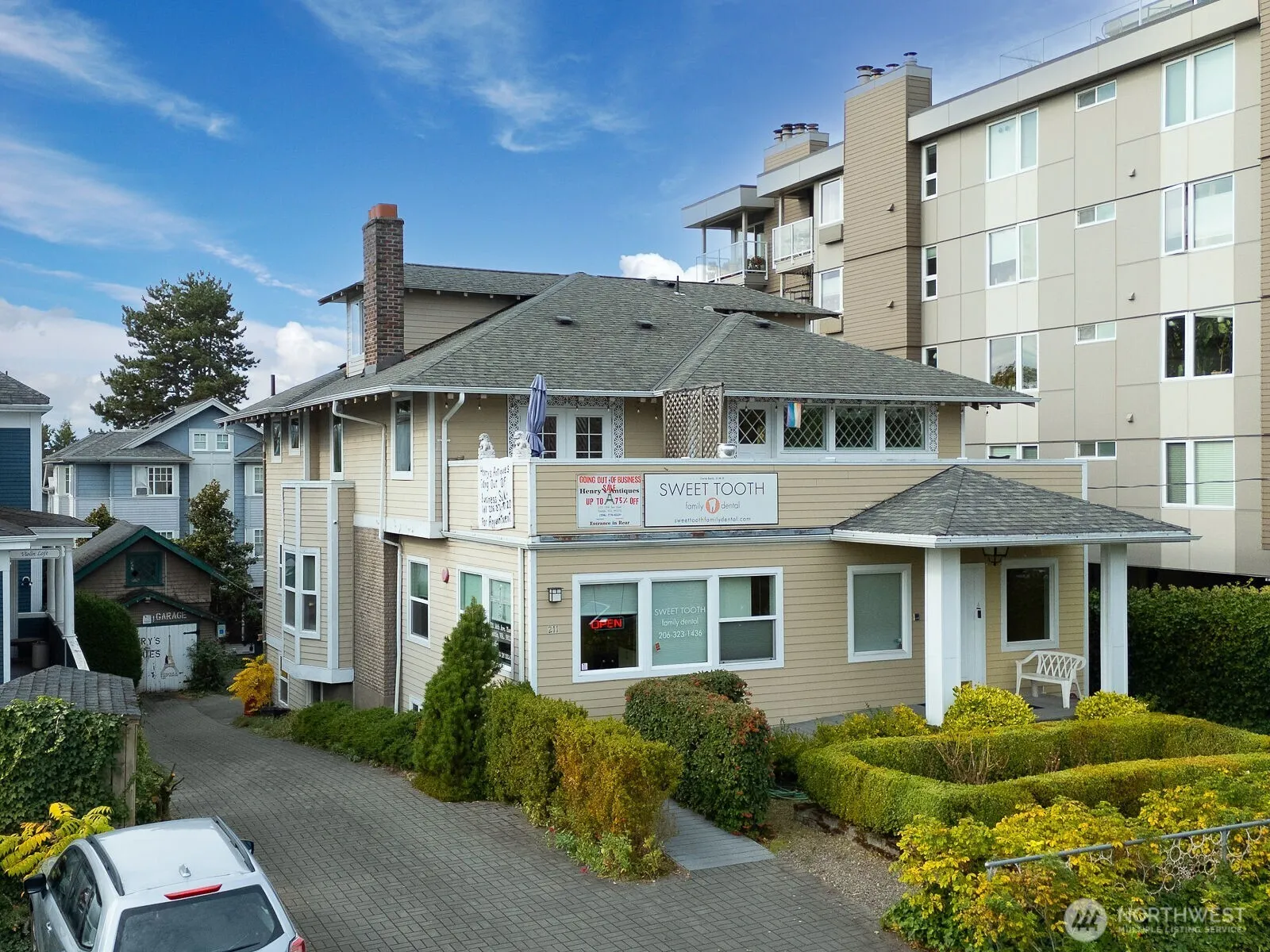 211 14th Avenue E, Seattle