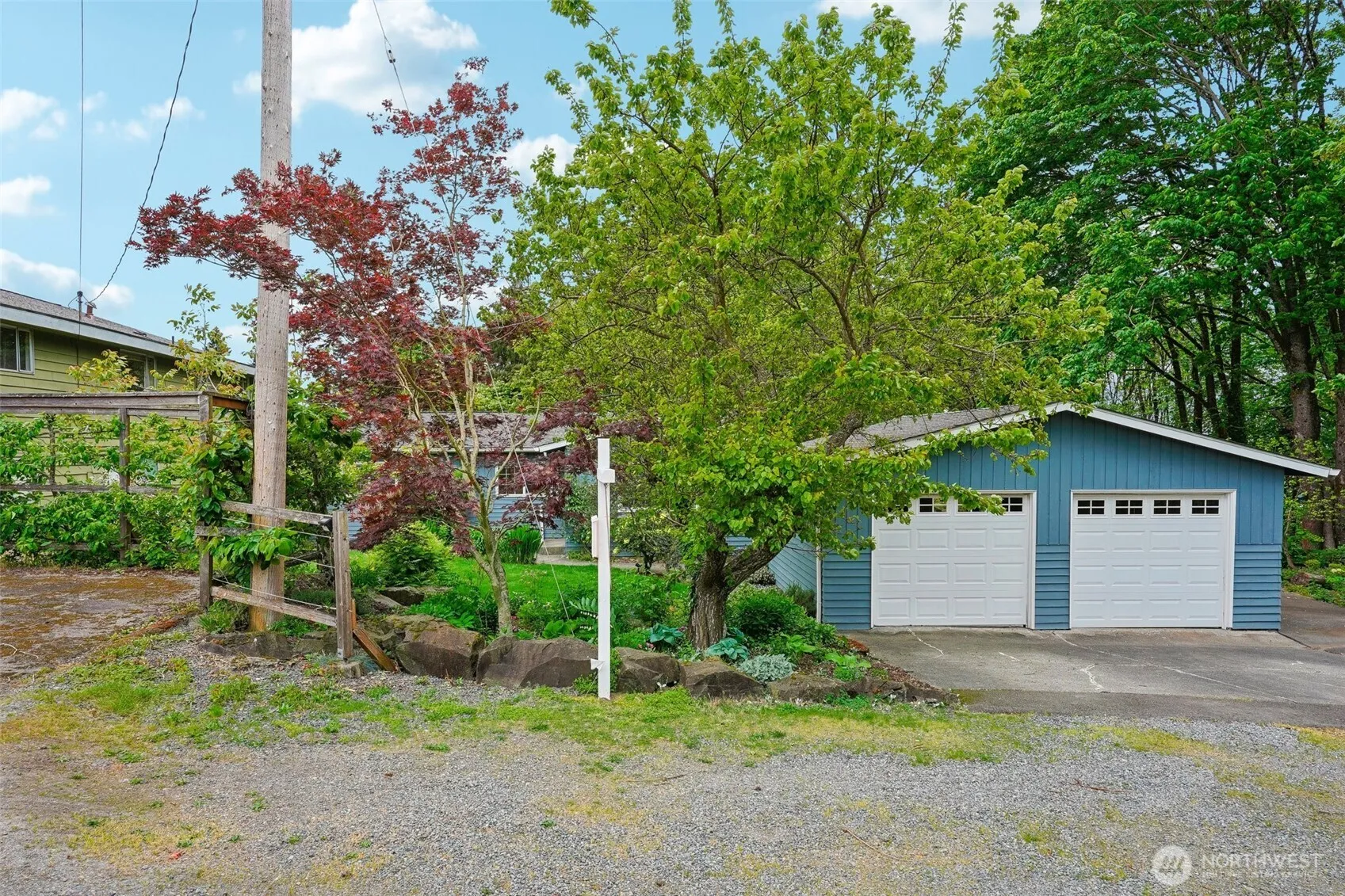 Property photo for 8008 S 122nd Street, Seattle photo 2
