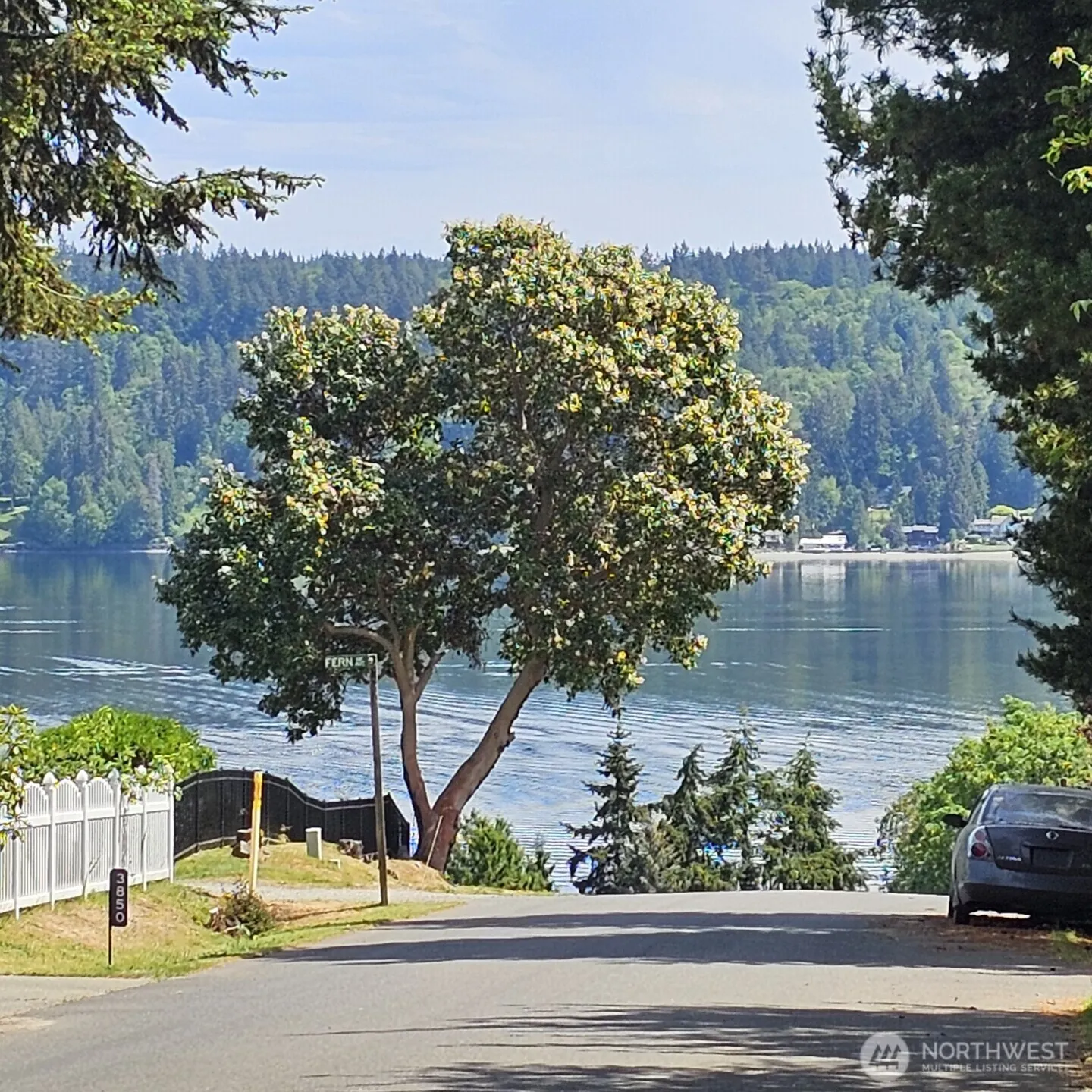 Property photo for 3827 Roosevelt Street Ne, Bremerton photo 4