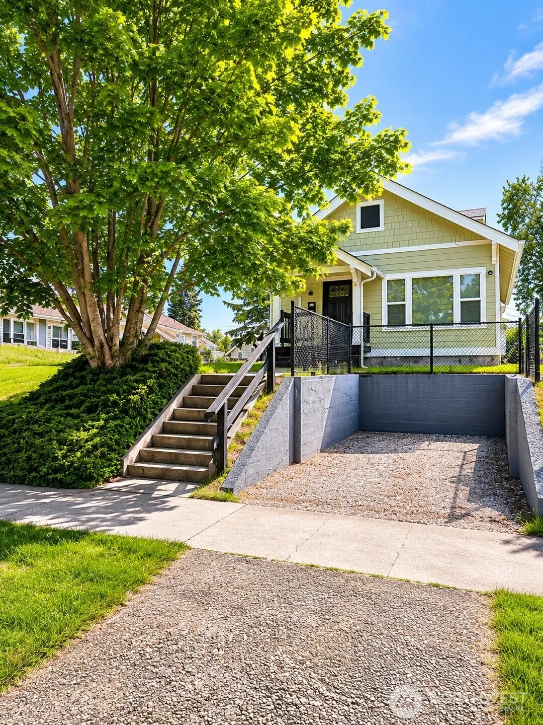 Property photo for 1117 S Grant Avenue, Tacoma