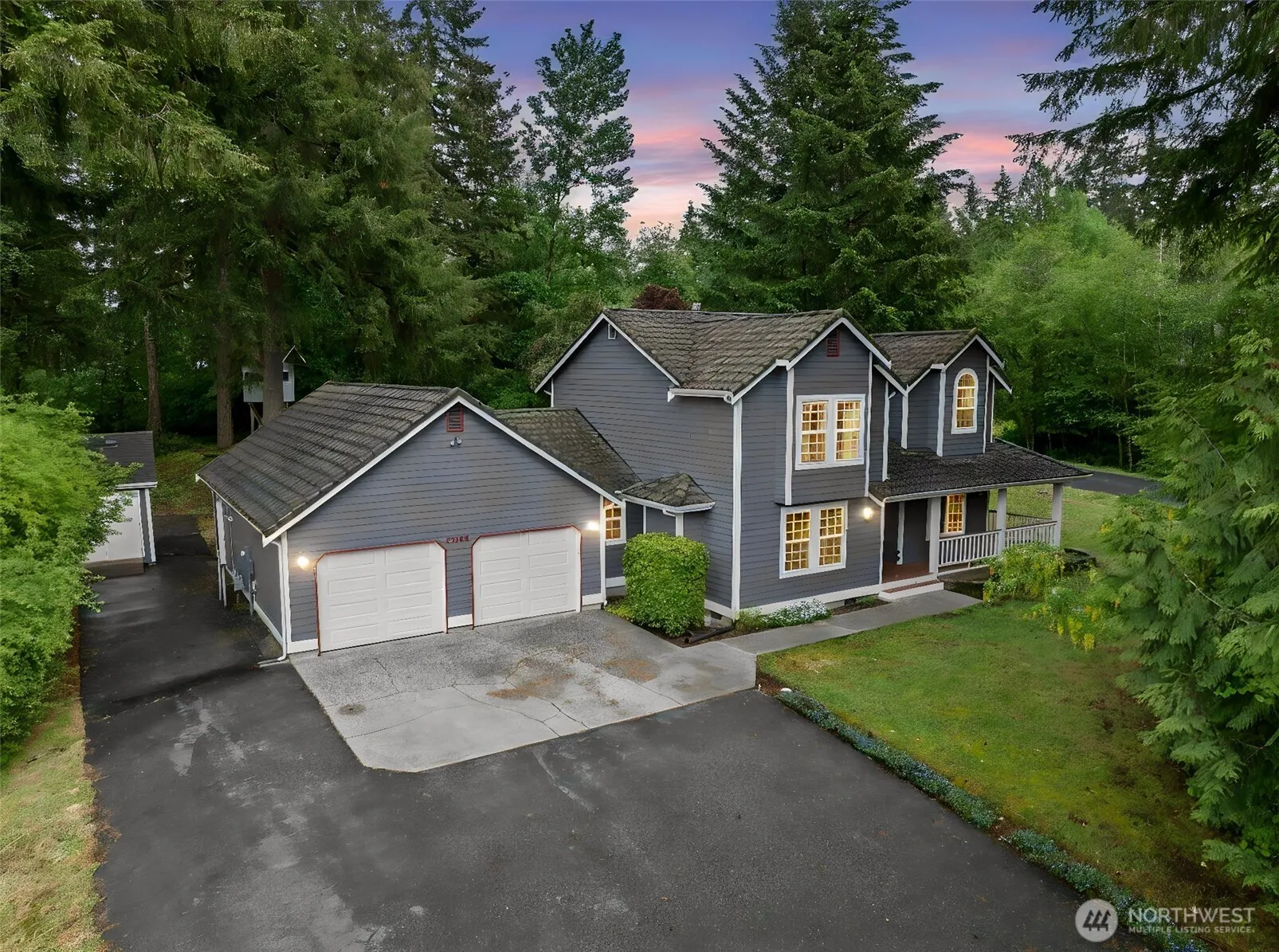Property photo for 8036 Supreme Court Sw, Olympia photo 2