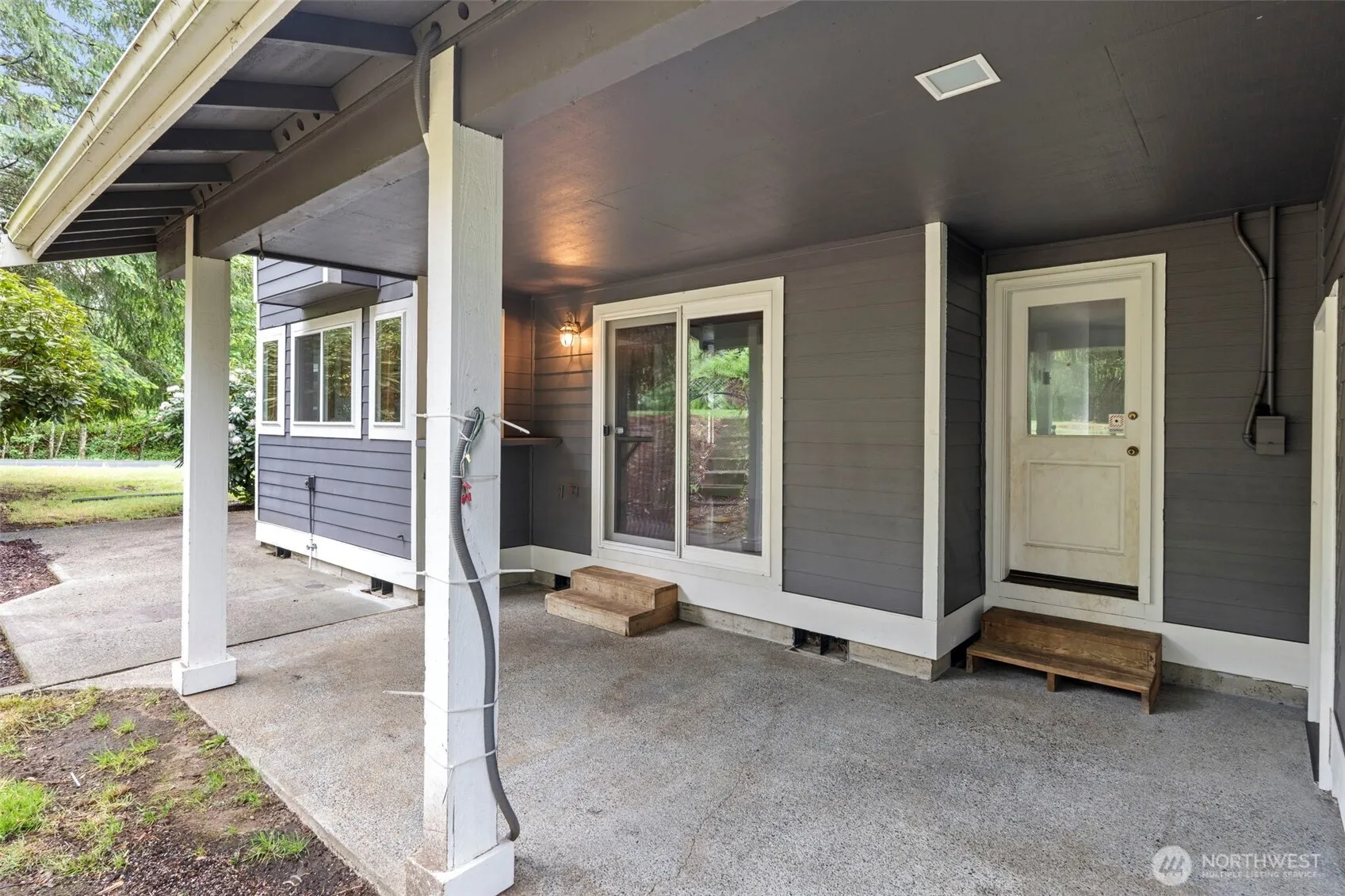 Property photo for 8036 Supreme Court Sw, Olympia photo 4