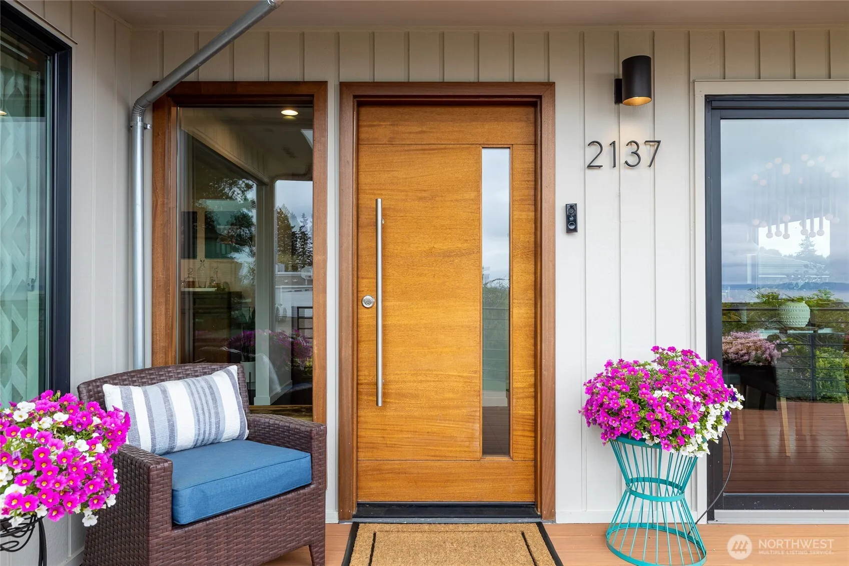 Property photo for 2137 Nw 98th Street, Seattle photo 2