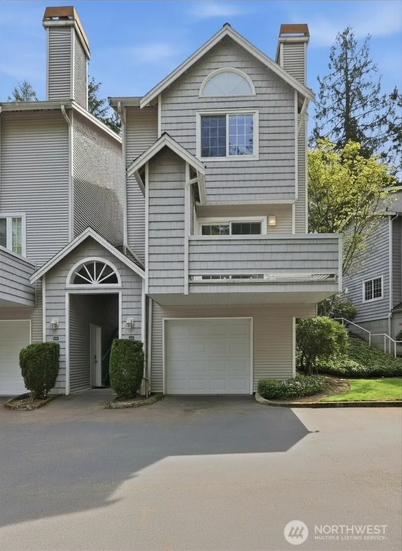 Property photo for 601 12th Avenue Nw #d4, Issaquah photo 2