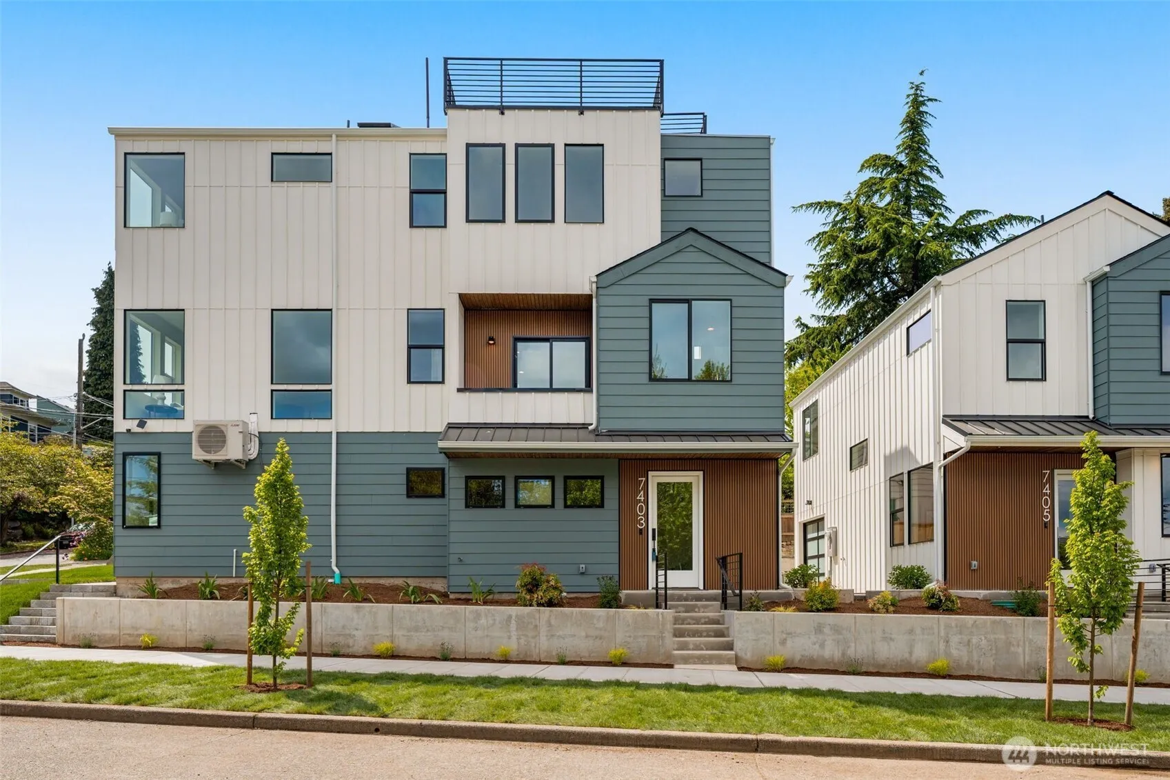 Property photo for 7403 Dayton Avenue N, Seattle