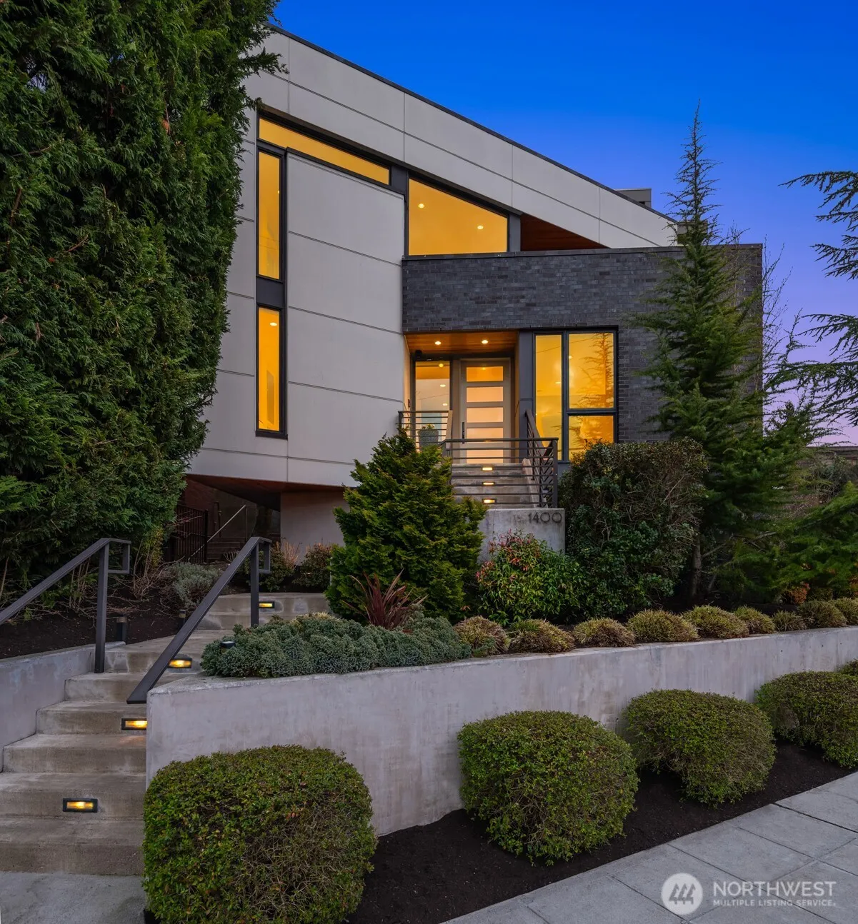 1400 Olympic Way W, Seattle