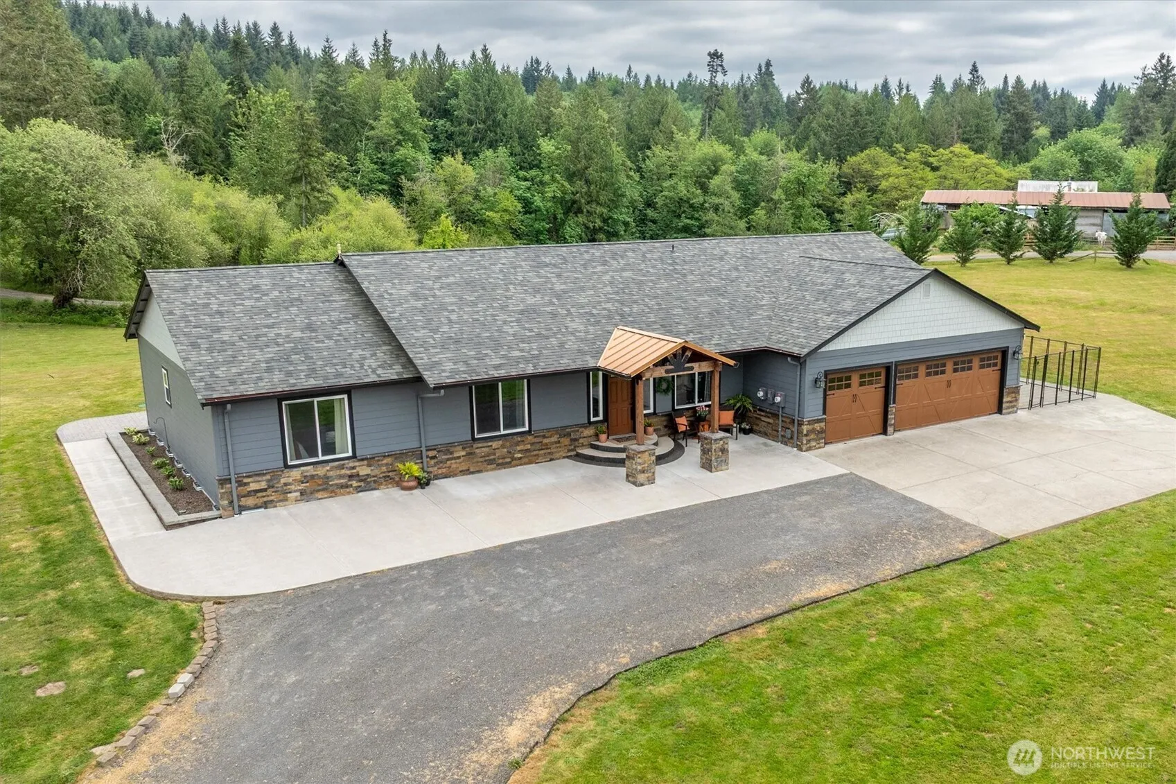 Property photo for 300 Cole Road, Kelso
