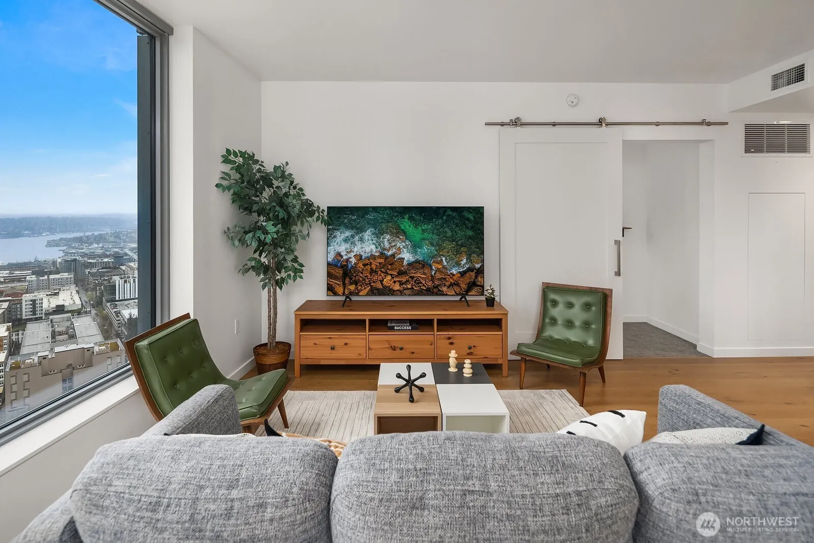 Property photo for 1808 Minor Ave #3105, Seattle photo 5