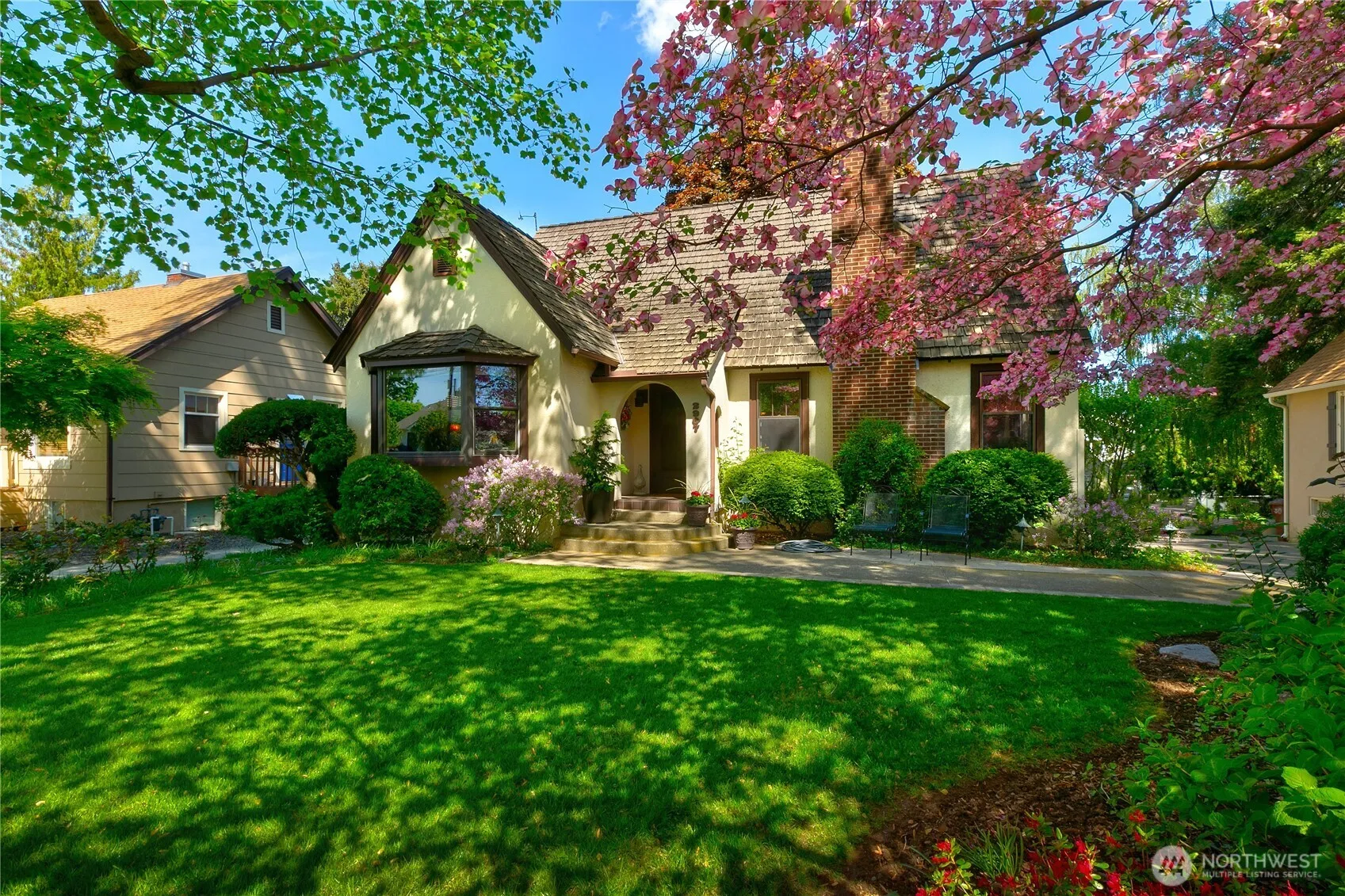 Property photo for 2907 W Yakima Avenue, Yakima