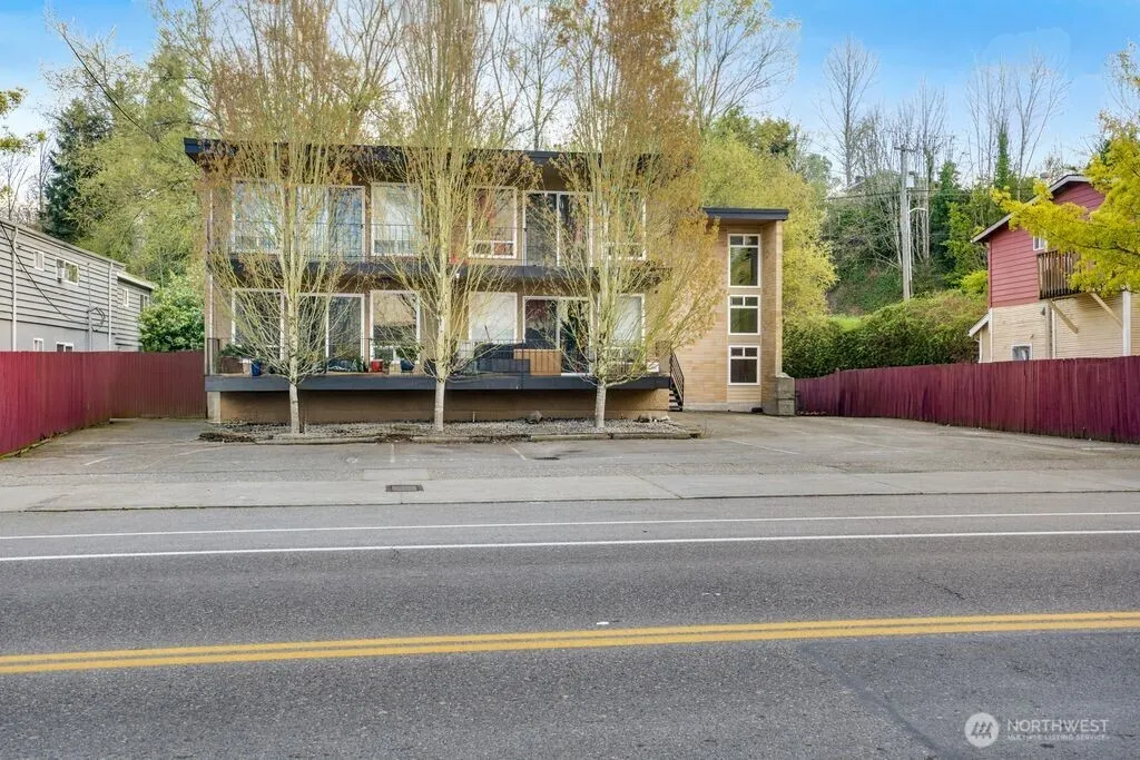 Property photo for 4525 S Henderson Street #302, Seattle