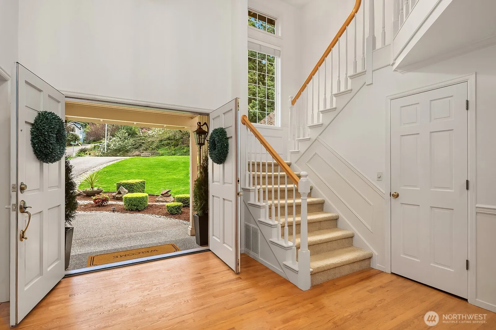 Property photo for 275 Mt Quay Drive Nw, Issaquah photo 4