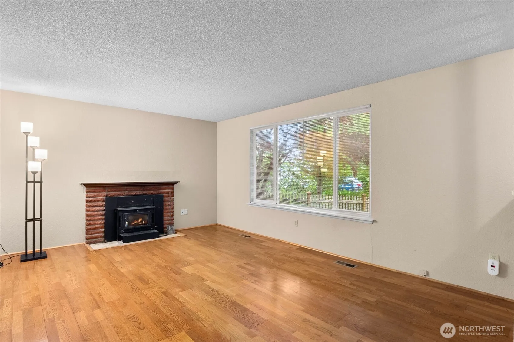 Property photo for 1122 39th Court Se, Tumwater photo 5